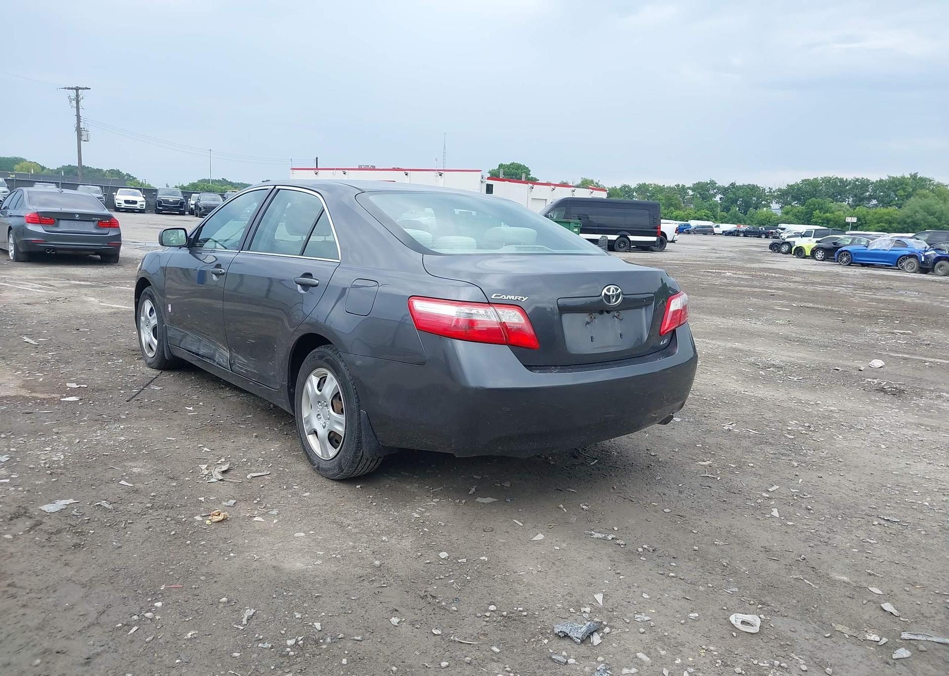 2009 TOYOTA CAMRY SE