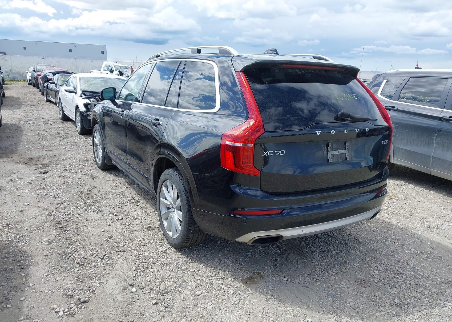 2016 VOLVO XC90 T6