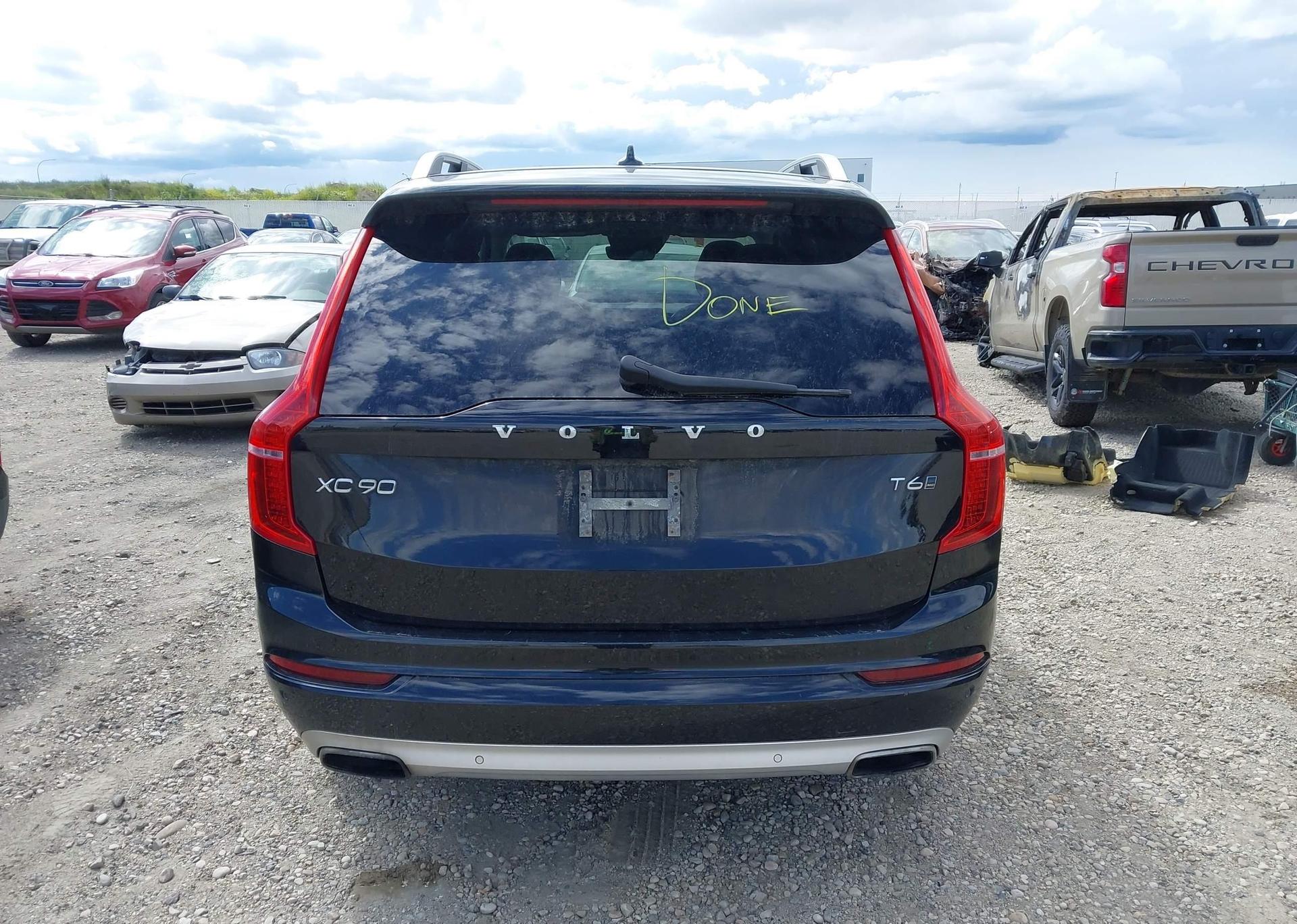 2016 VOLVO XC90 T6
