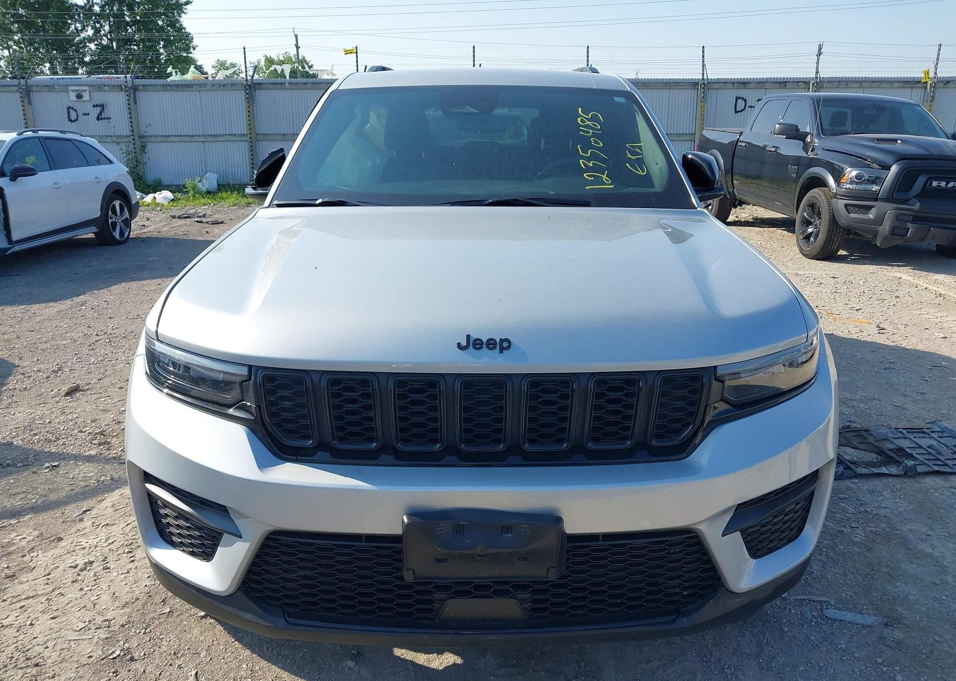 2024 JEEP GRAND CHEROKEE ALTITUDE