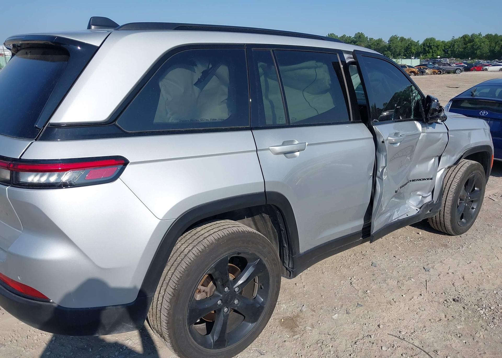 2024 JEEP GRAND CHEROKEE ALTITUDE