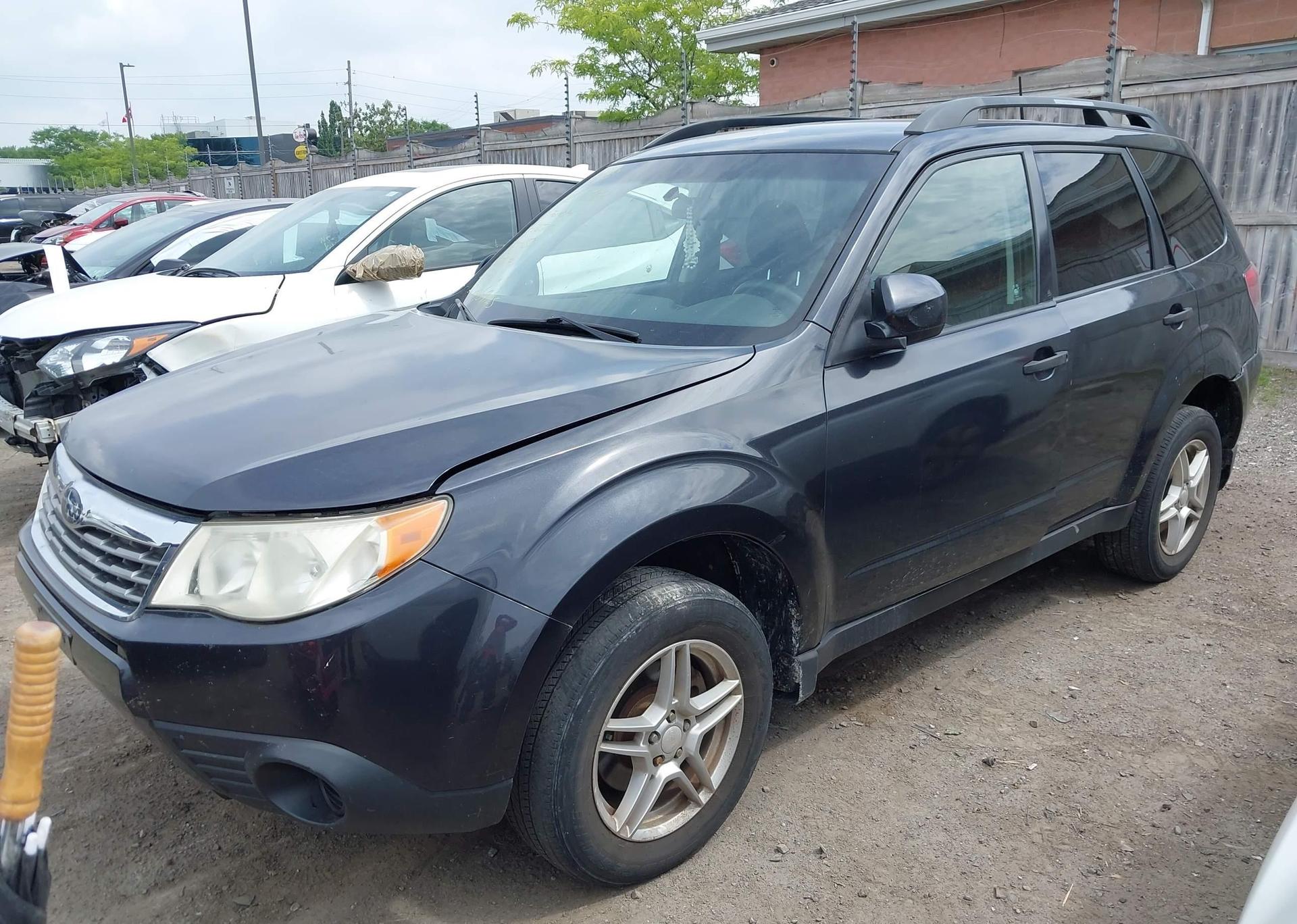 2010 SUBARU FORESTER XS
