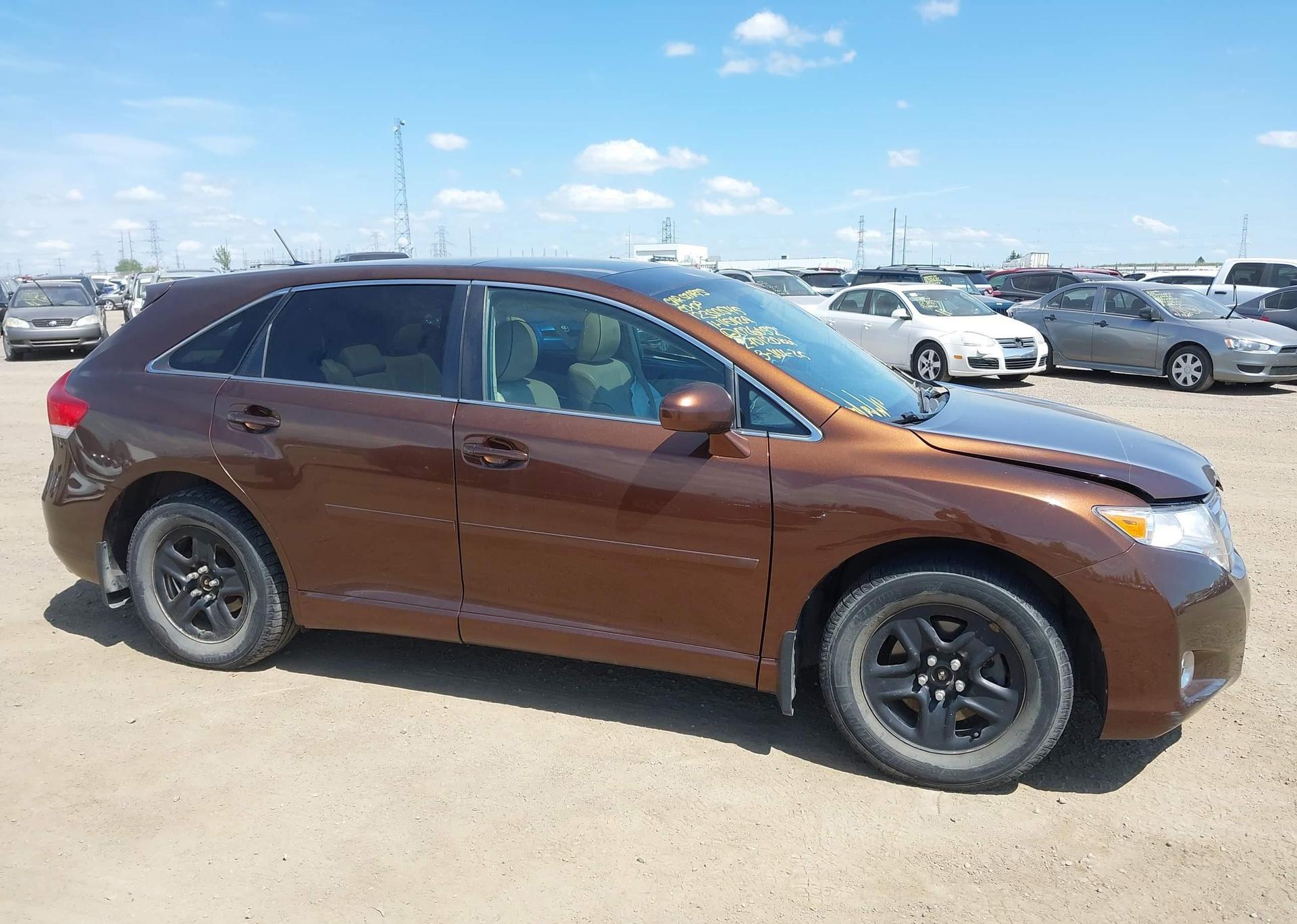 2011 TOYOTA VENZA