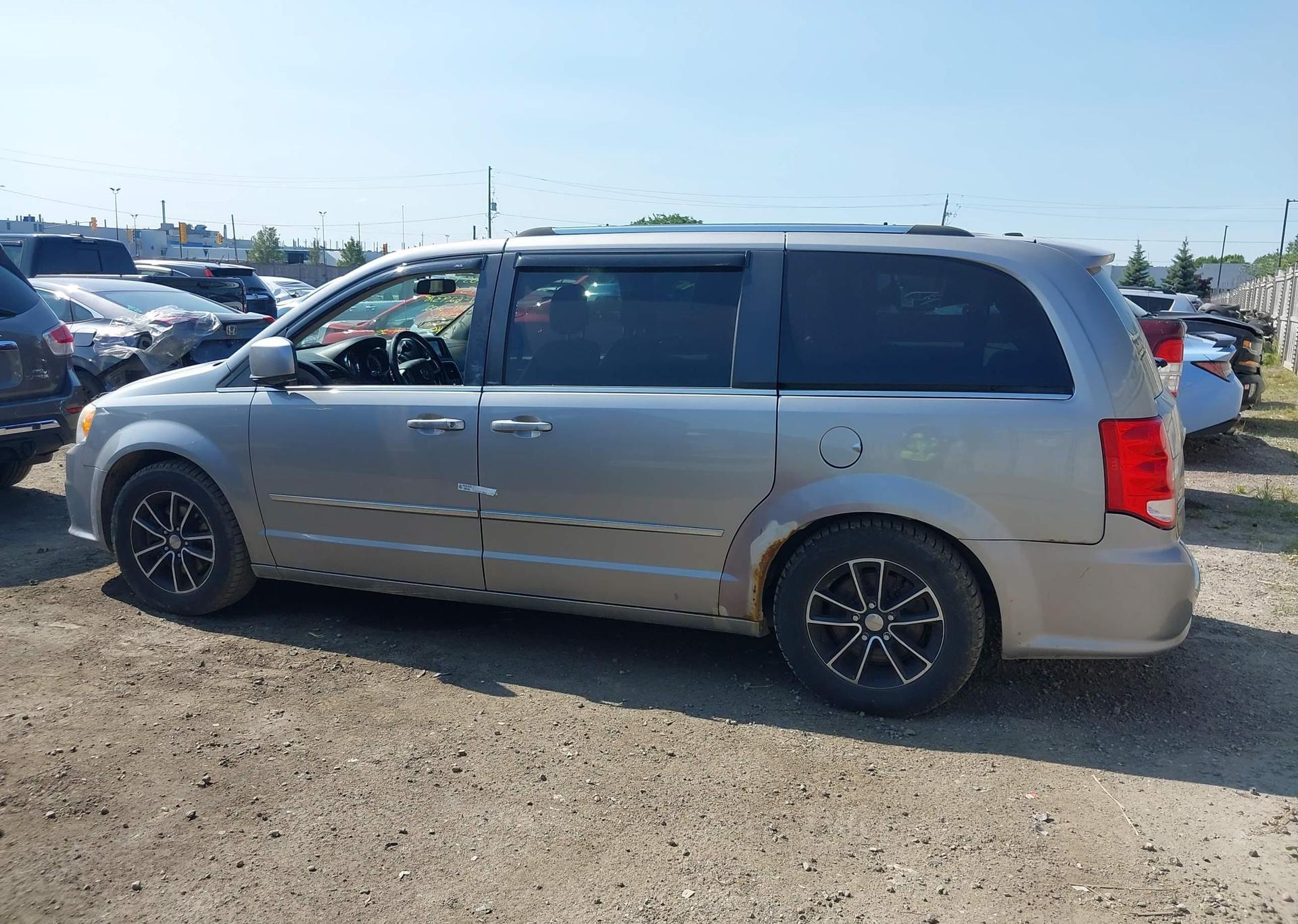 2013 DODGE GRAND CARAVAN CREW