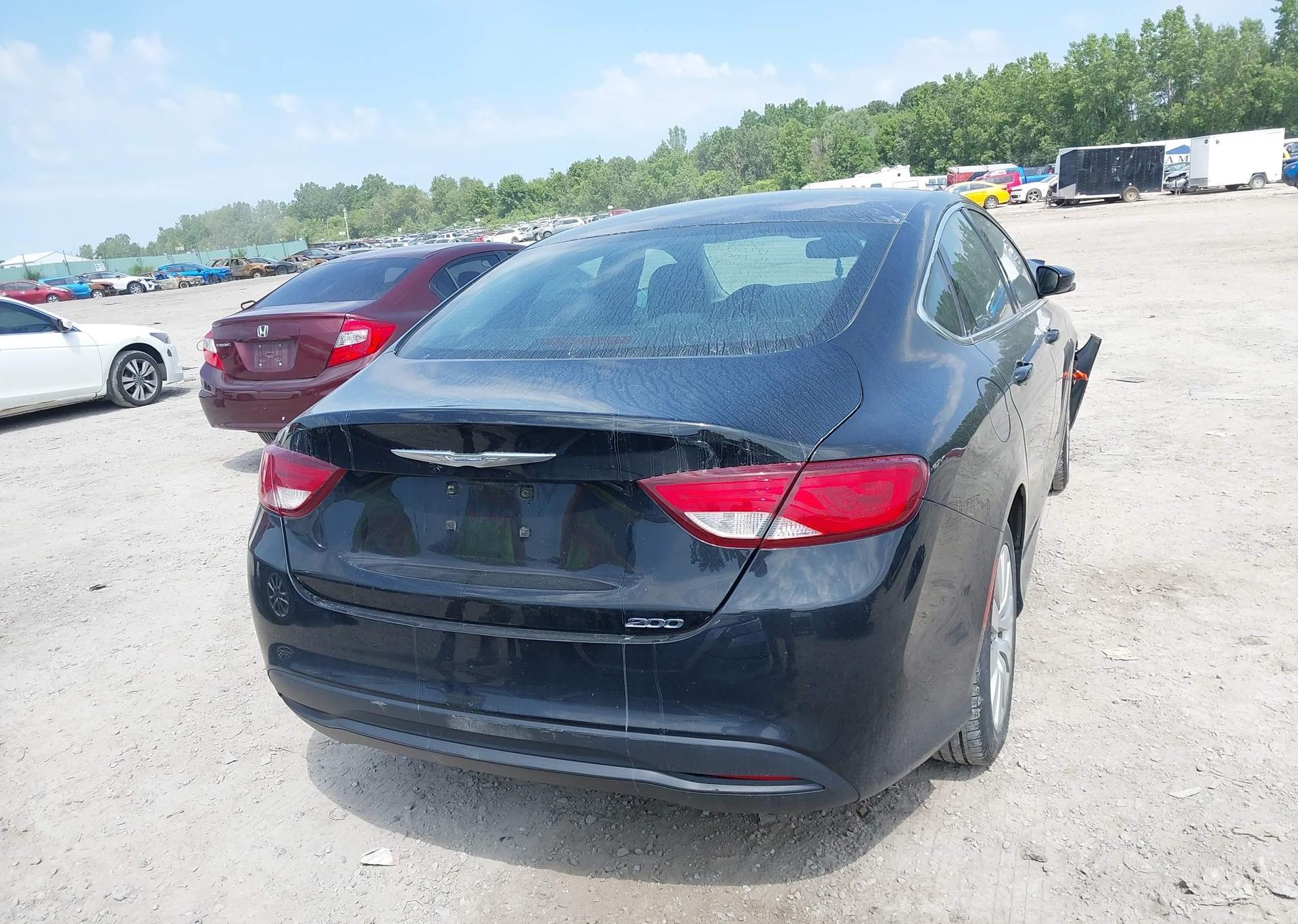 2016 CHRYSLER 200