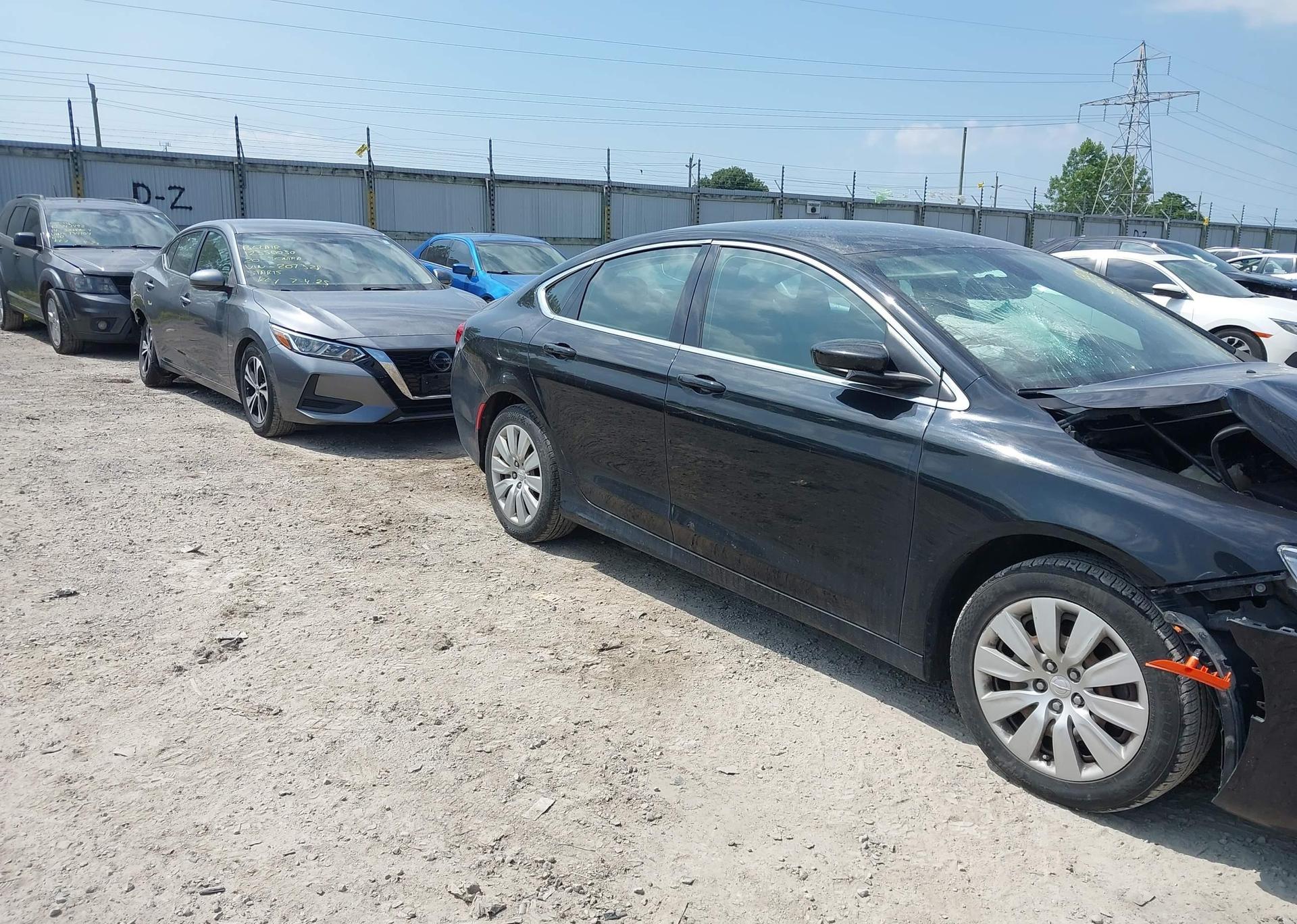 2016 CHRYSLER 200