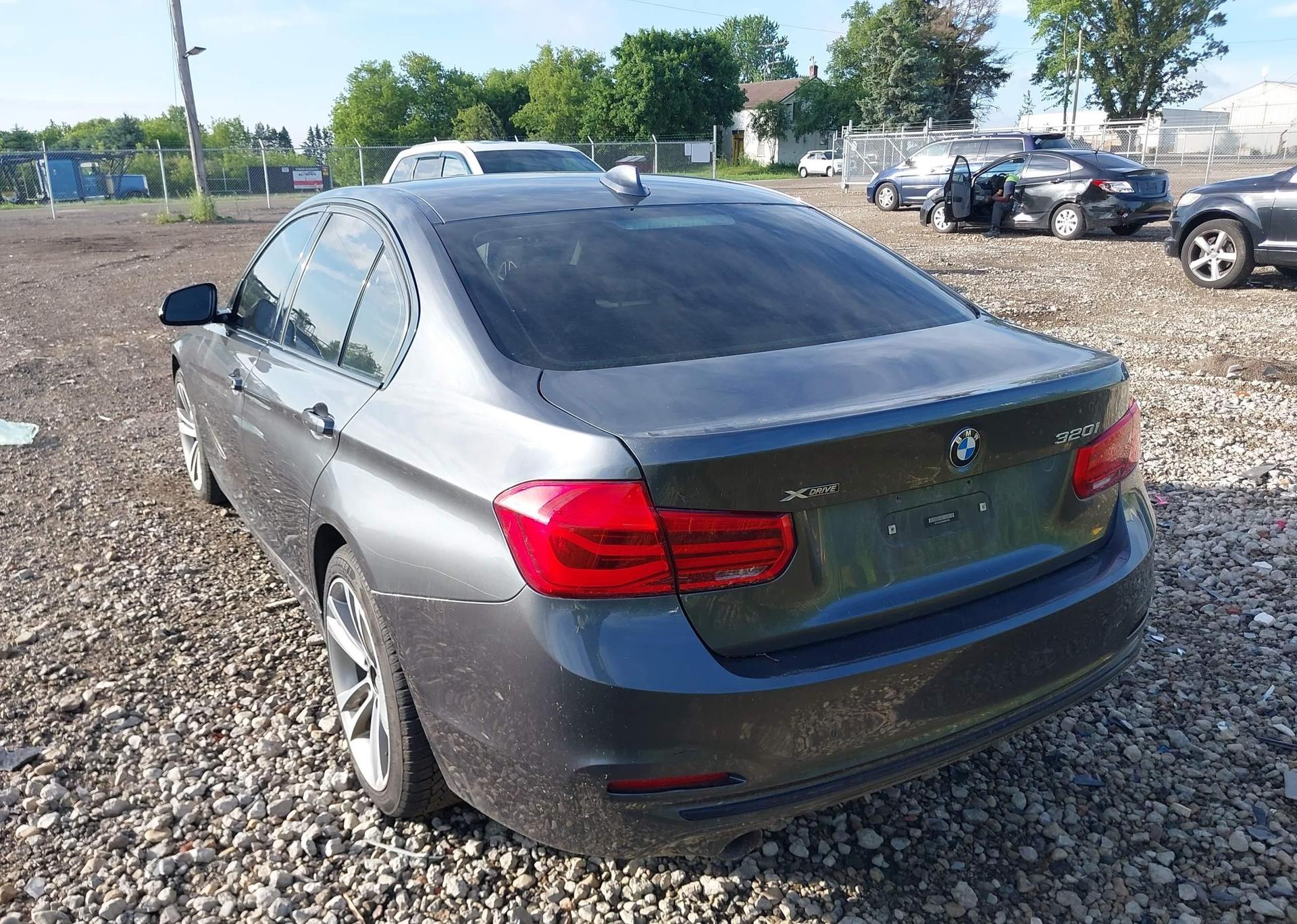 2017 BMW 320I XDRIVE
