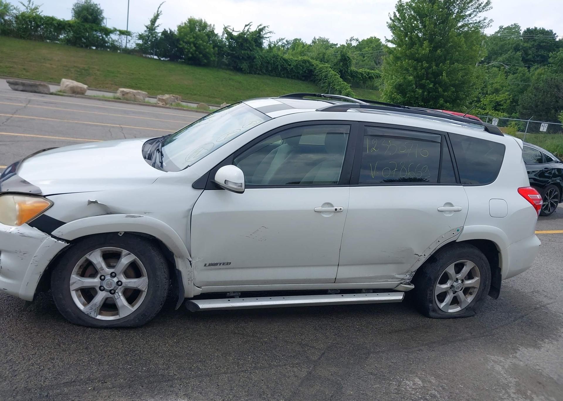 2009 TOYOTA RAV4 LIMITED V6