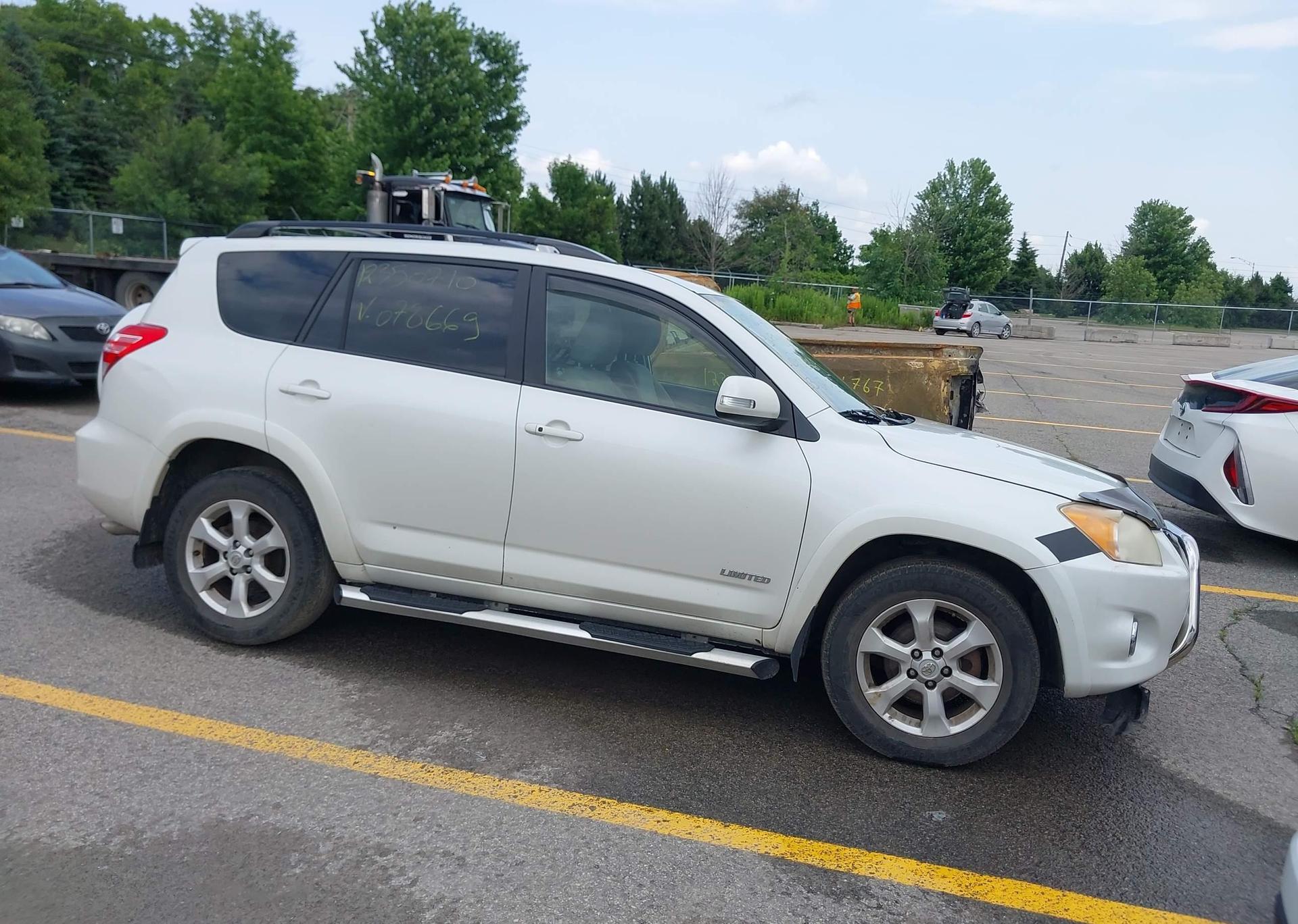 2009 TOYOTA RAV4 LIMITED V6