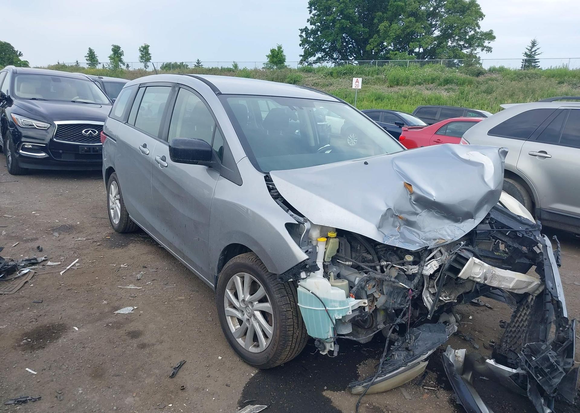 2017 MAZDA MAZDA5 GS