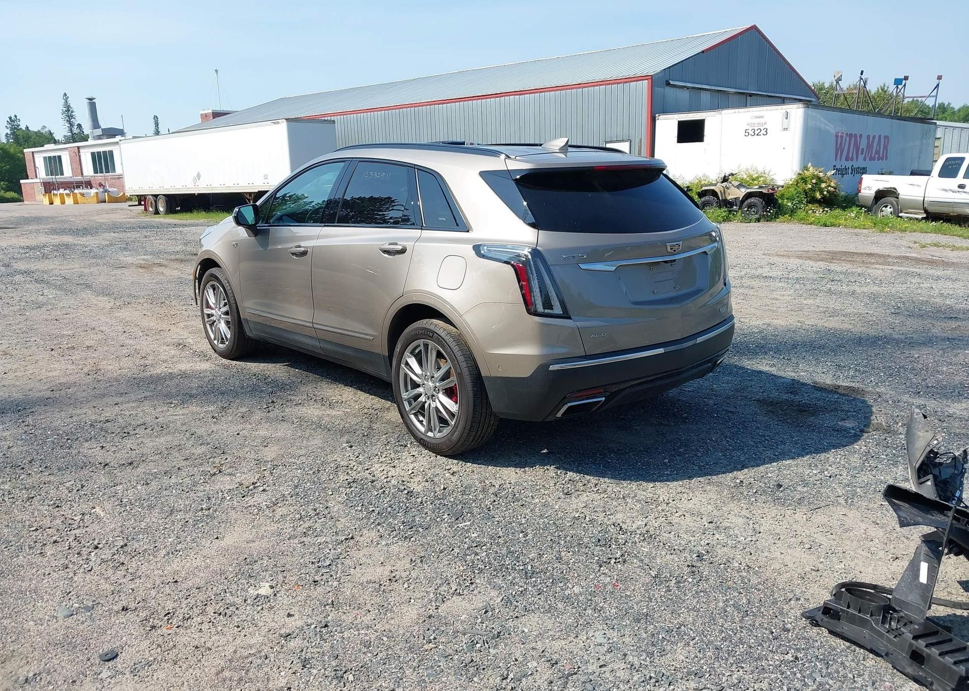 2022 CADILLAC XT5