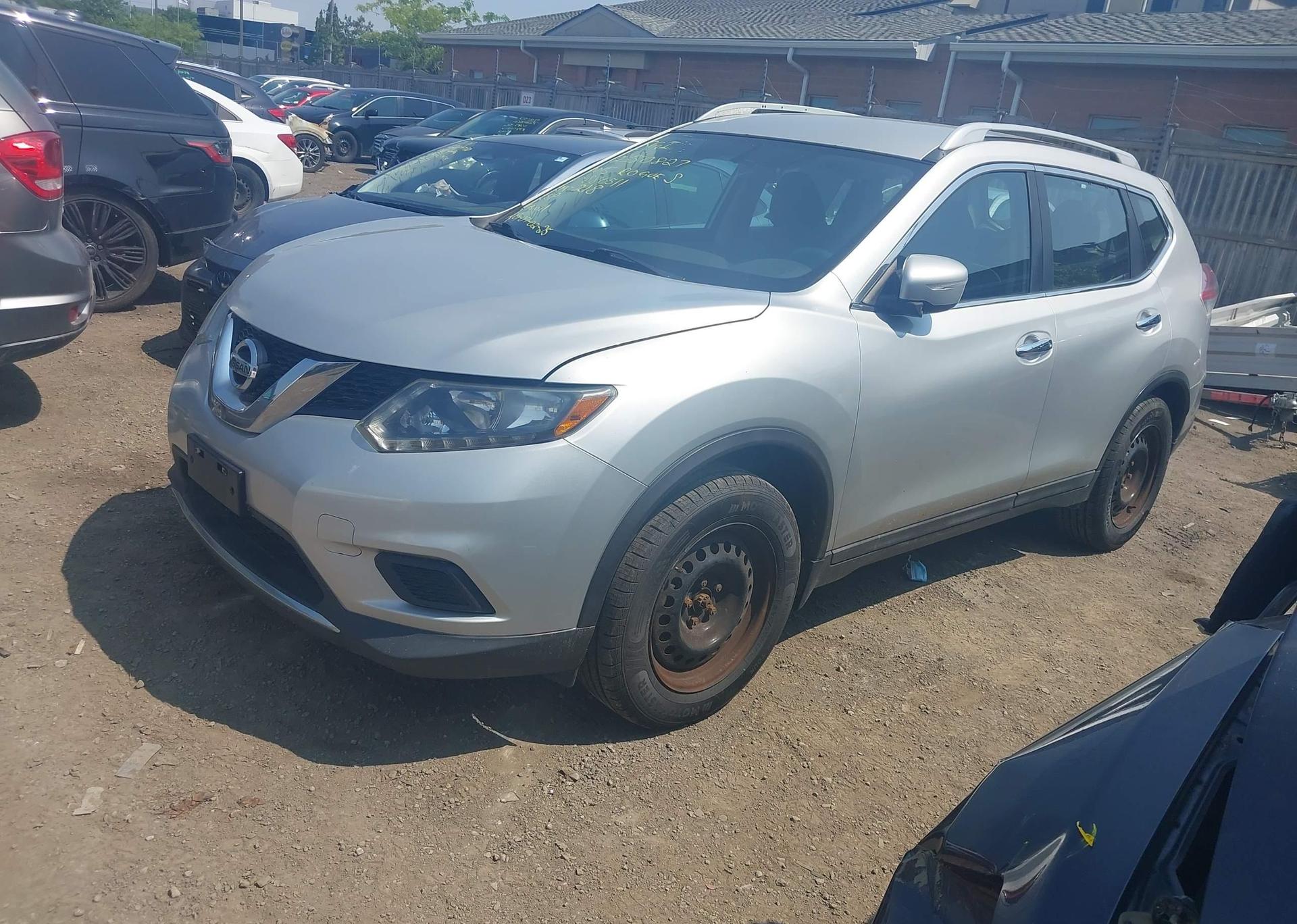 2015 NISSAN ROGUE S