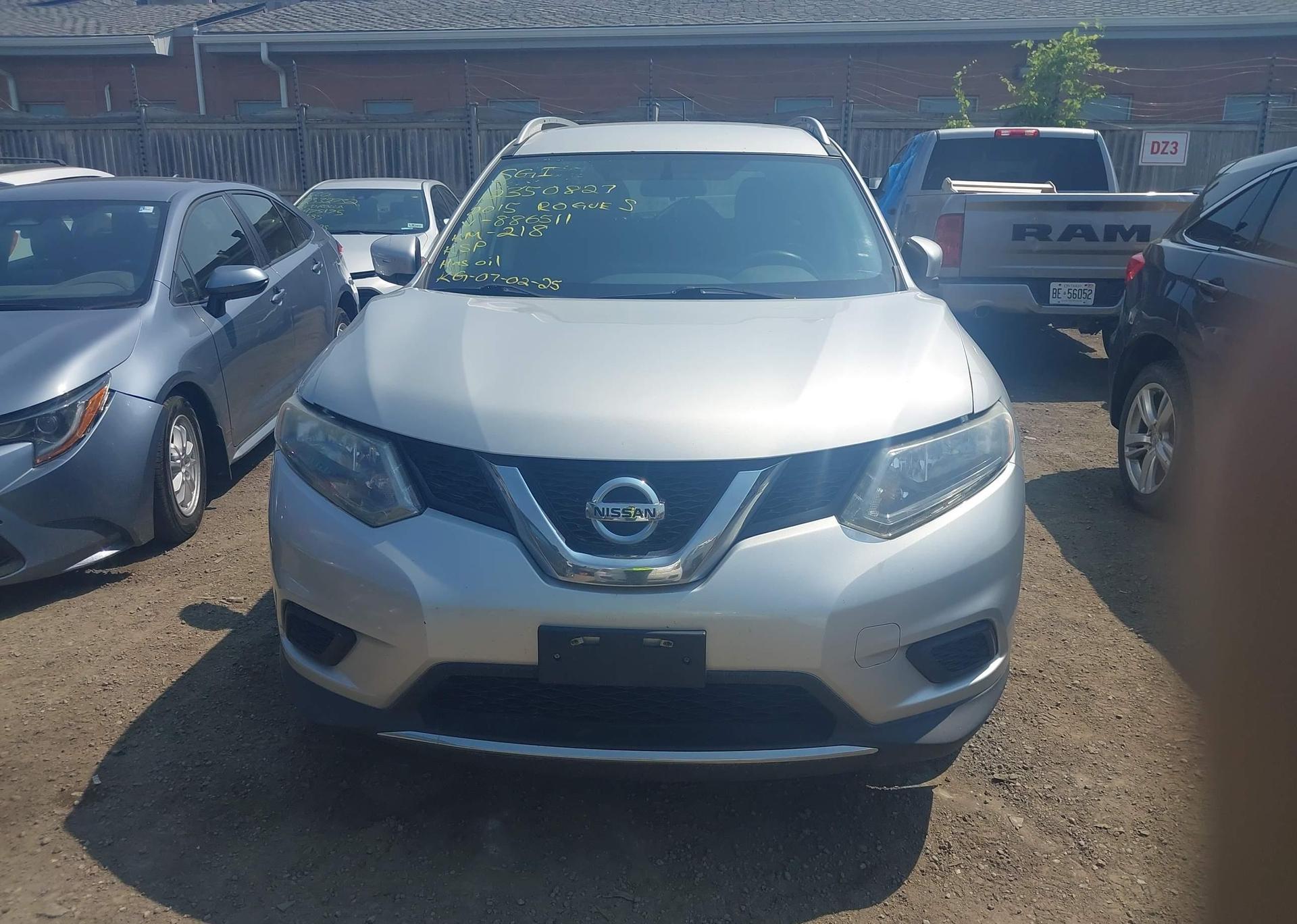 2015 NISSAN ROGUE S