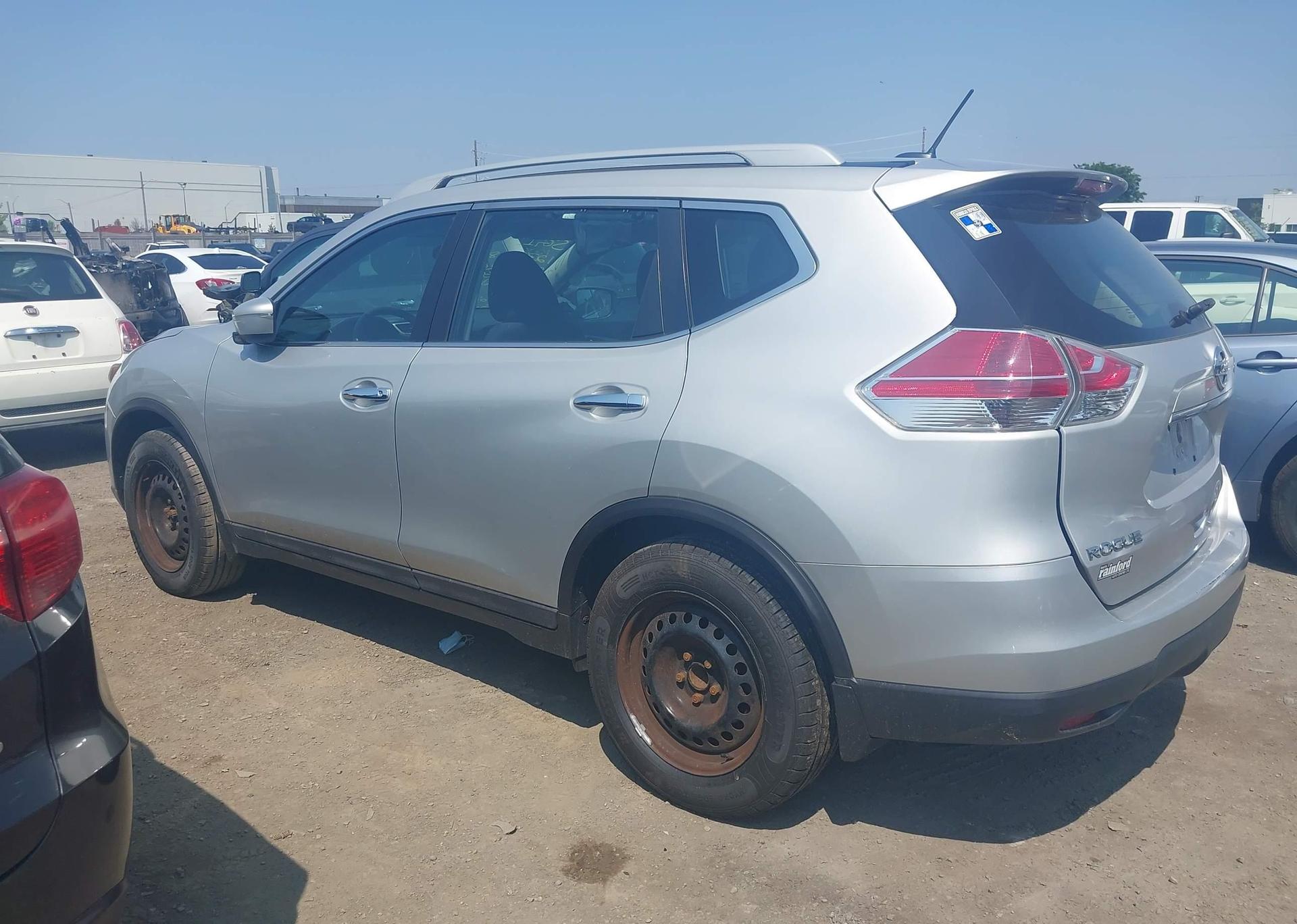 2015 NISSAN ROGUE S