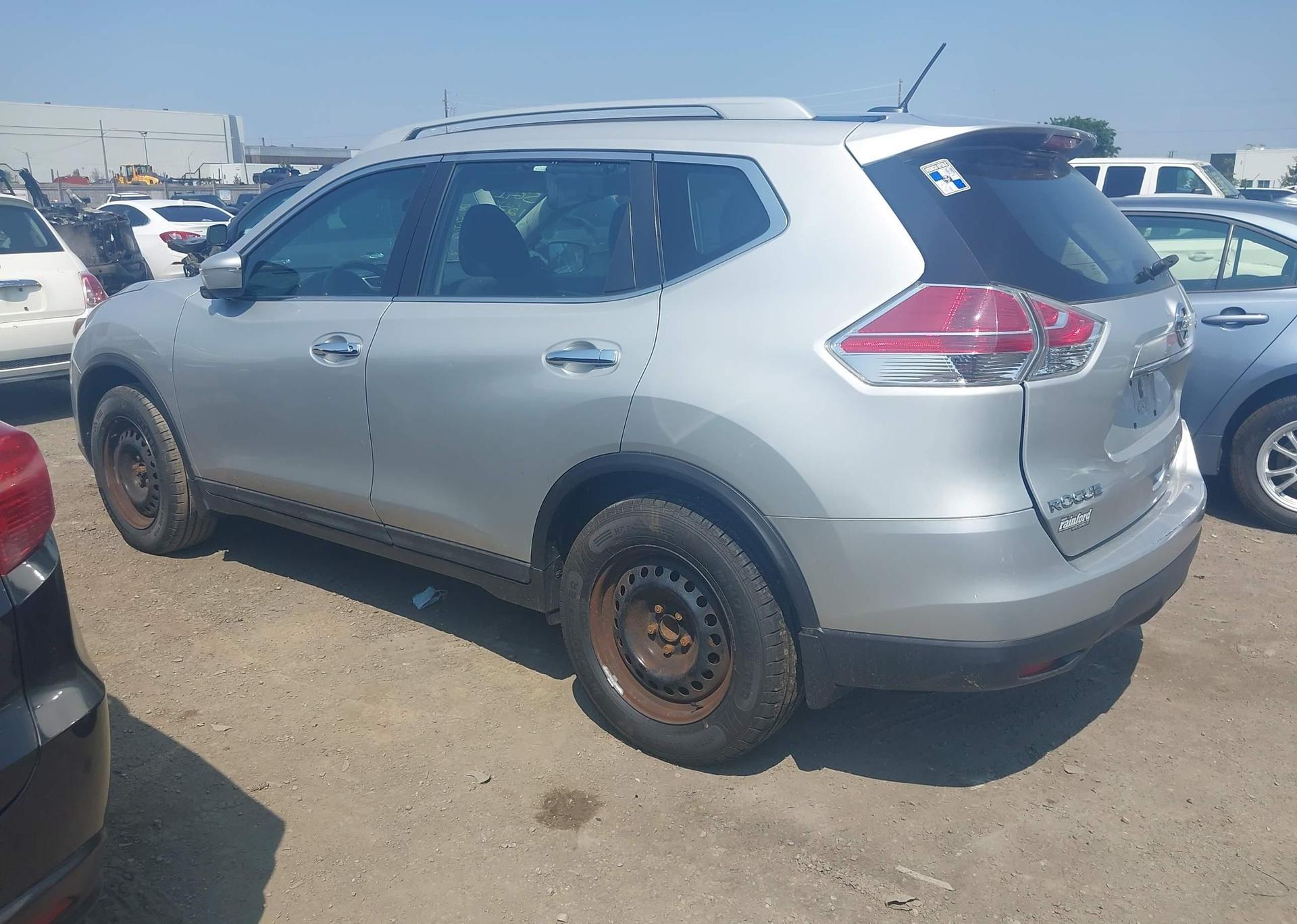 2015 NISSAN ROGUE S