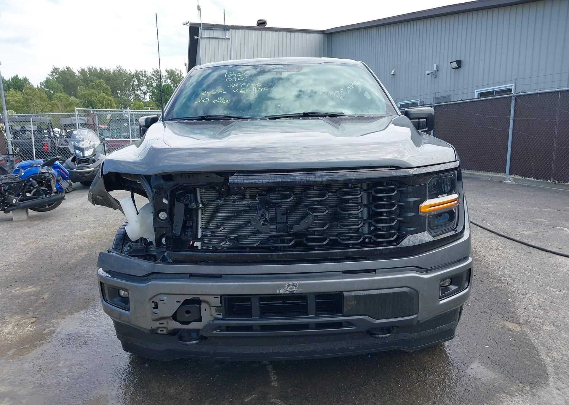2024 FORD F150 STX
