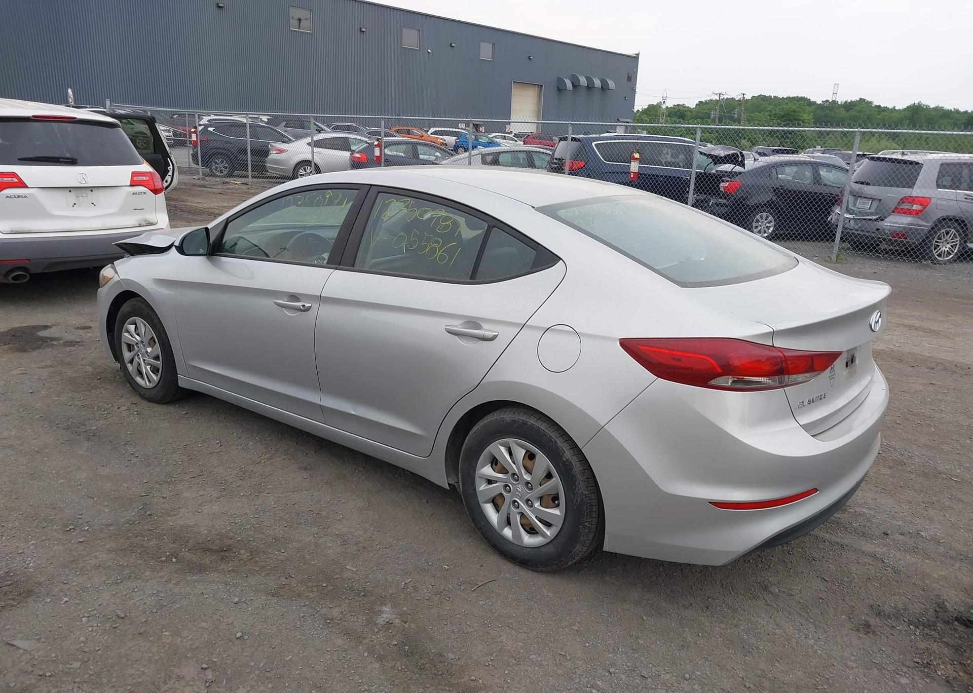 2017 HYUNDAI ELANTRA LE