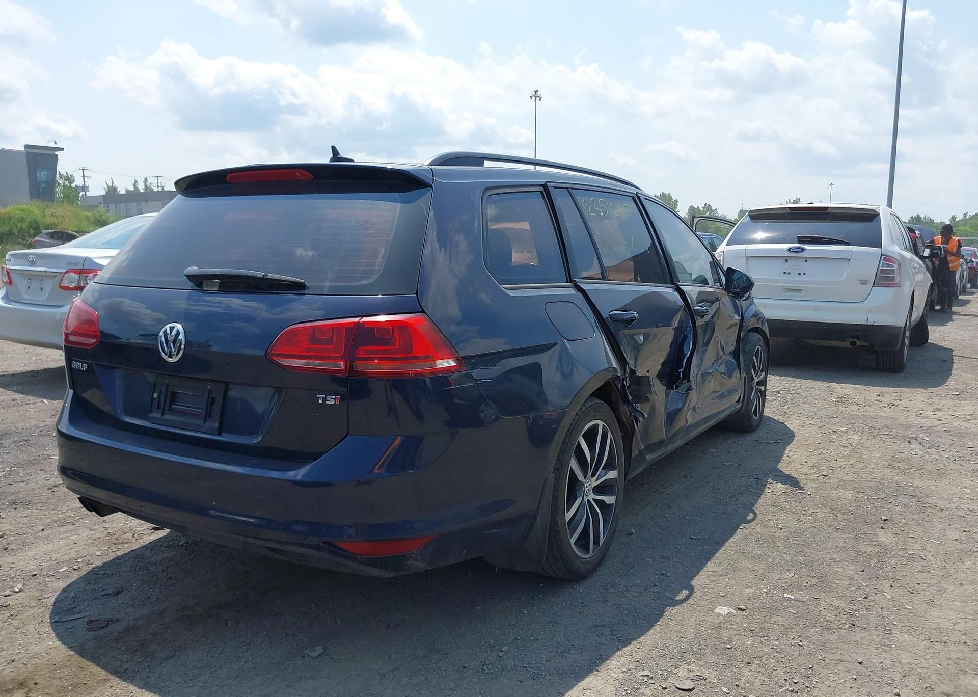 2016 VOLKSWAGEN GOLF SPORTWAGEN S