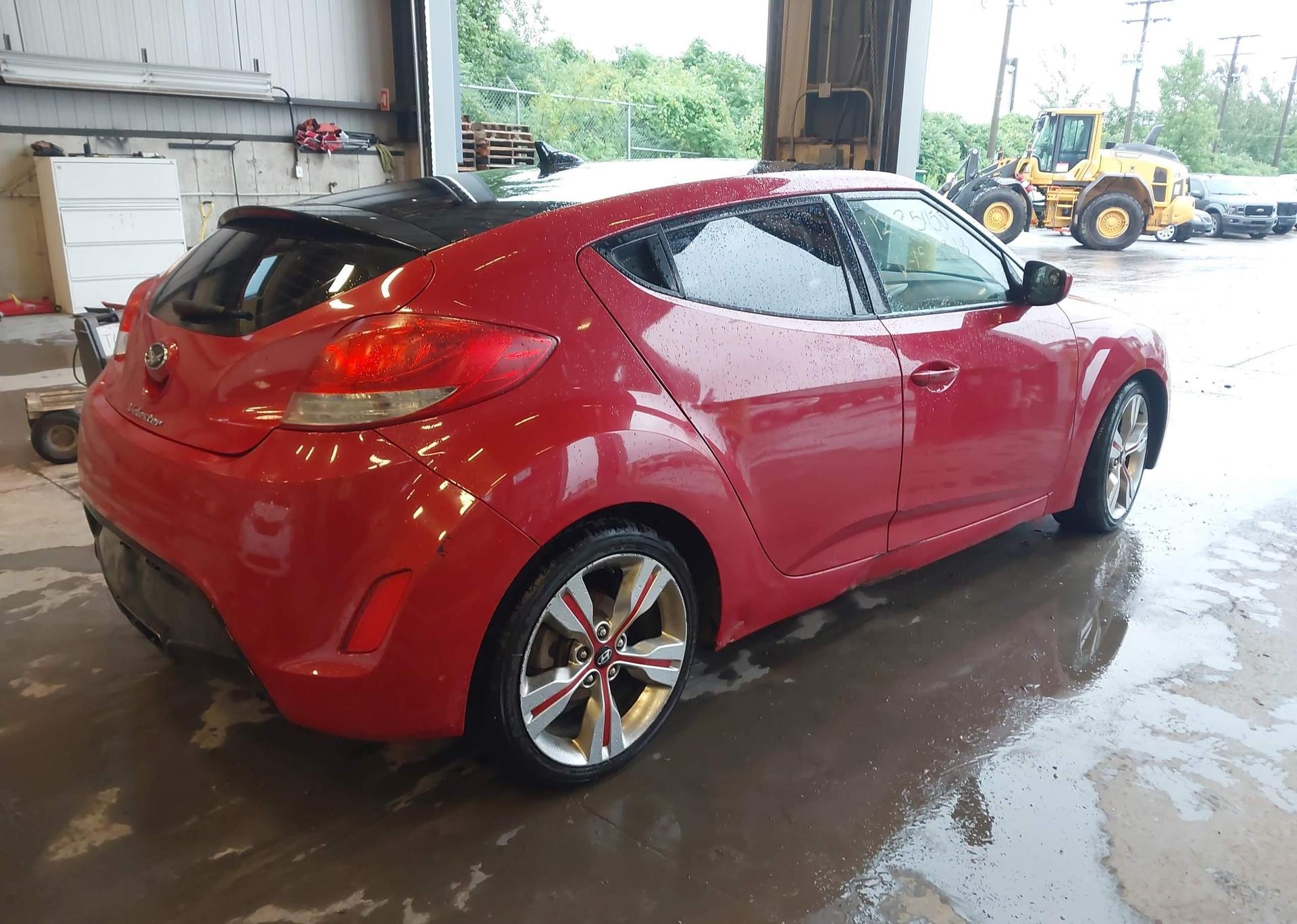 2013 HYUNDAI VELOSTER
