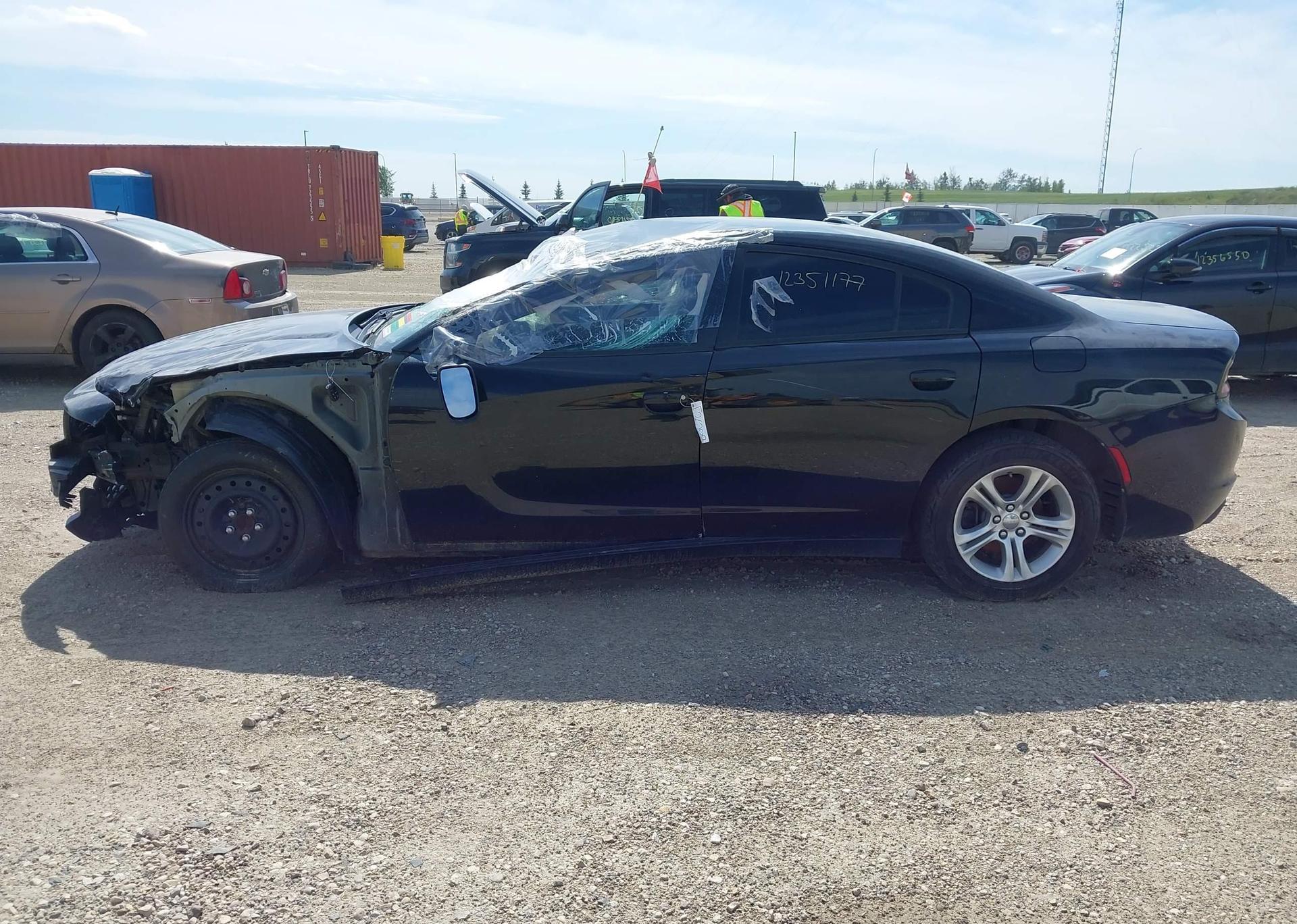 2015 DODGE CHARGER SE