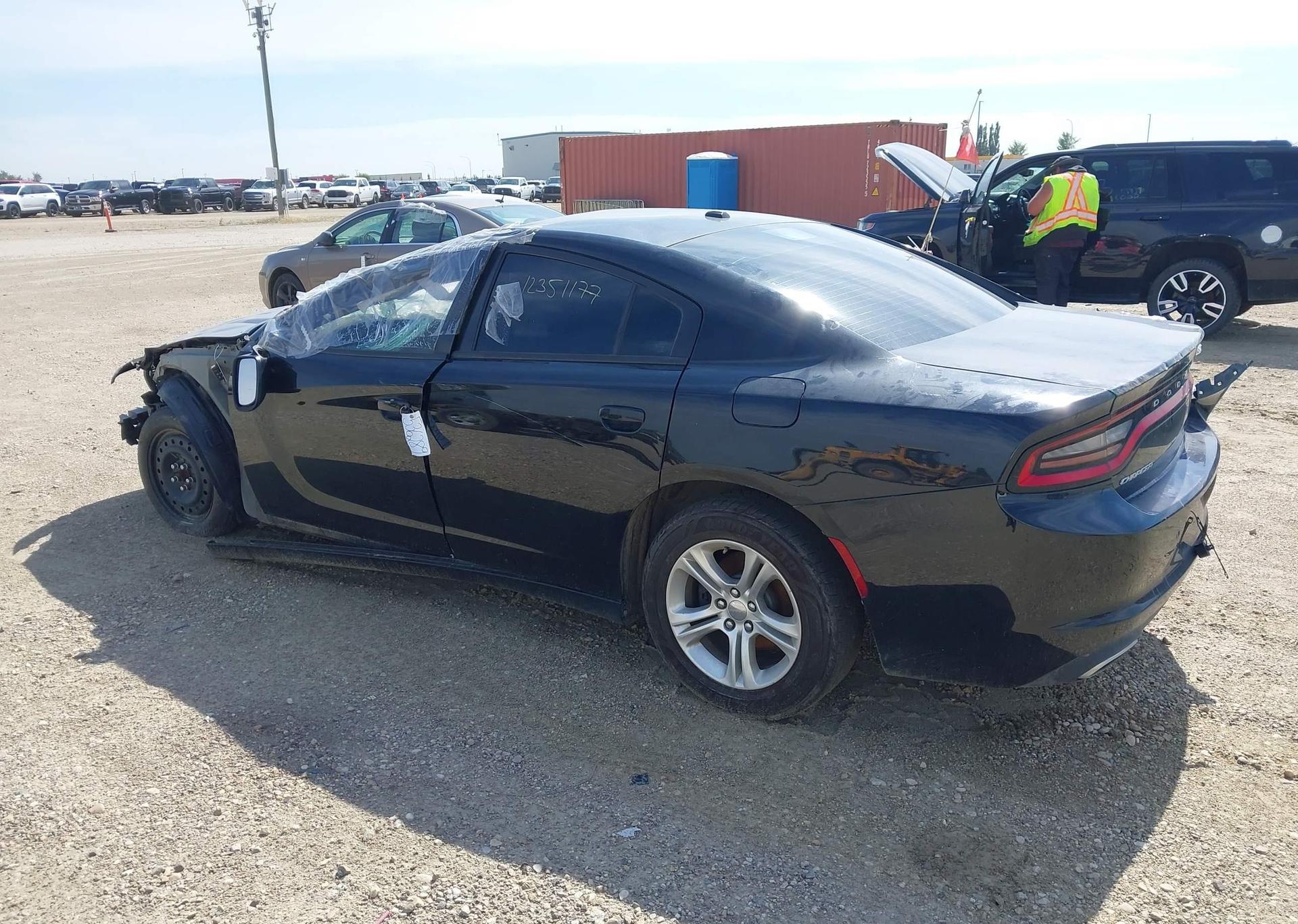 2015 DODGE CHARGER SE