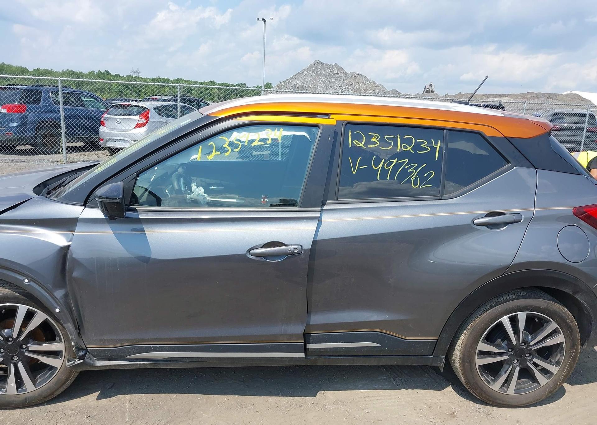 2018 NISSAN KICKS S