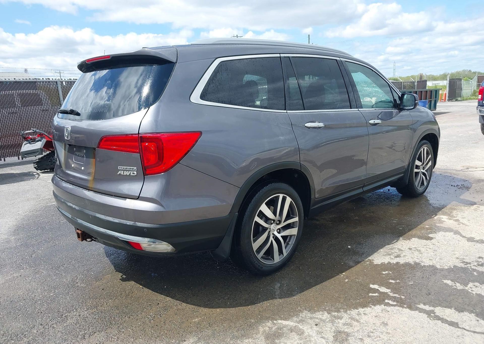 2016 HONDA PILOT TOURING