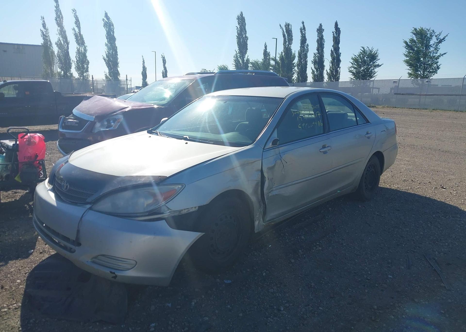 2003 TOYOTA CAMRY LE