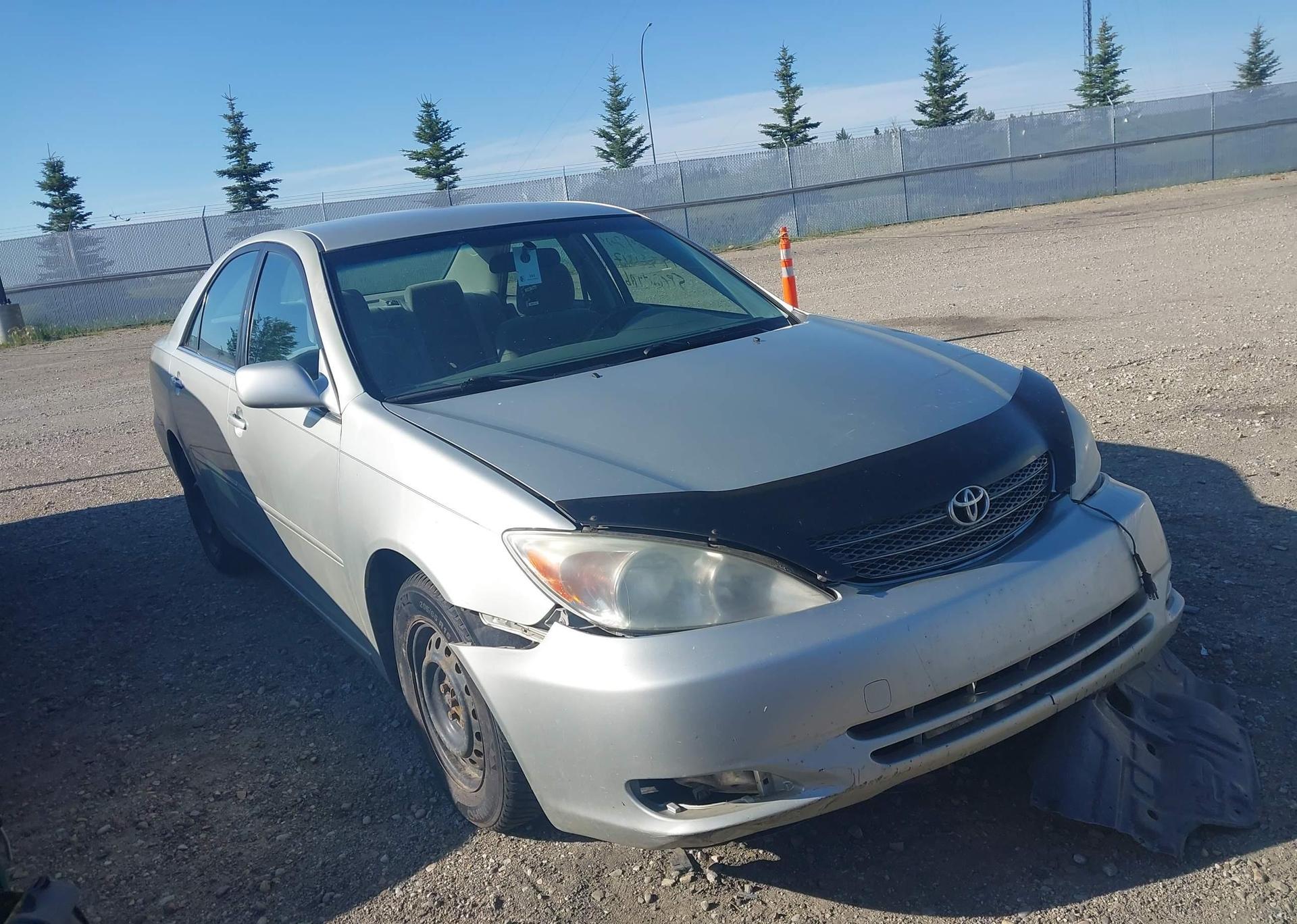 2003 TOYOTA CAMRY LE