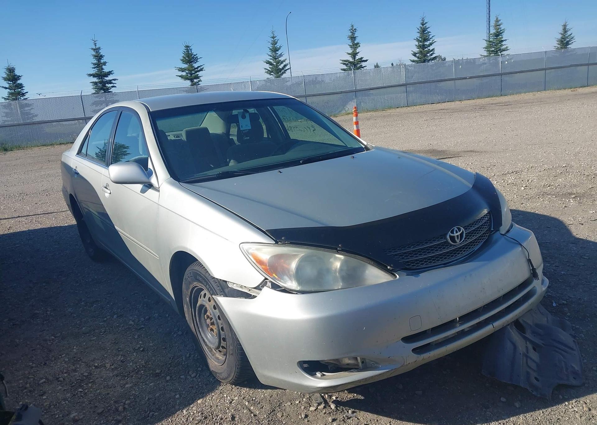 2003 TOYOTA CAMRY LE