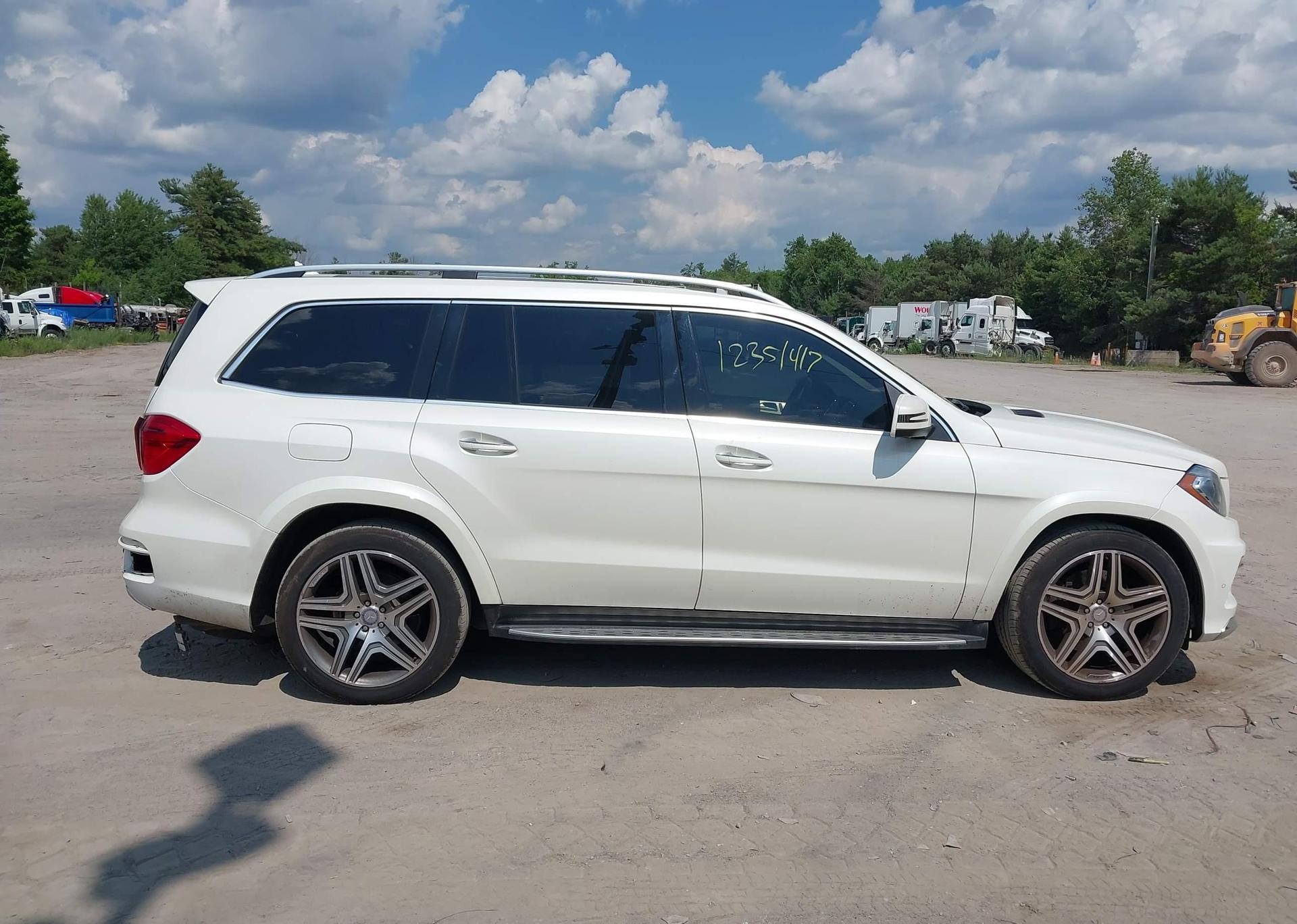 2013 MERCEDES-BENZ GL 350 BLUETEC