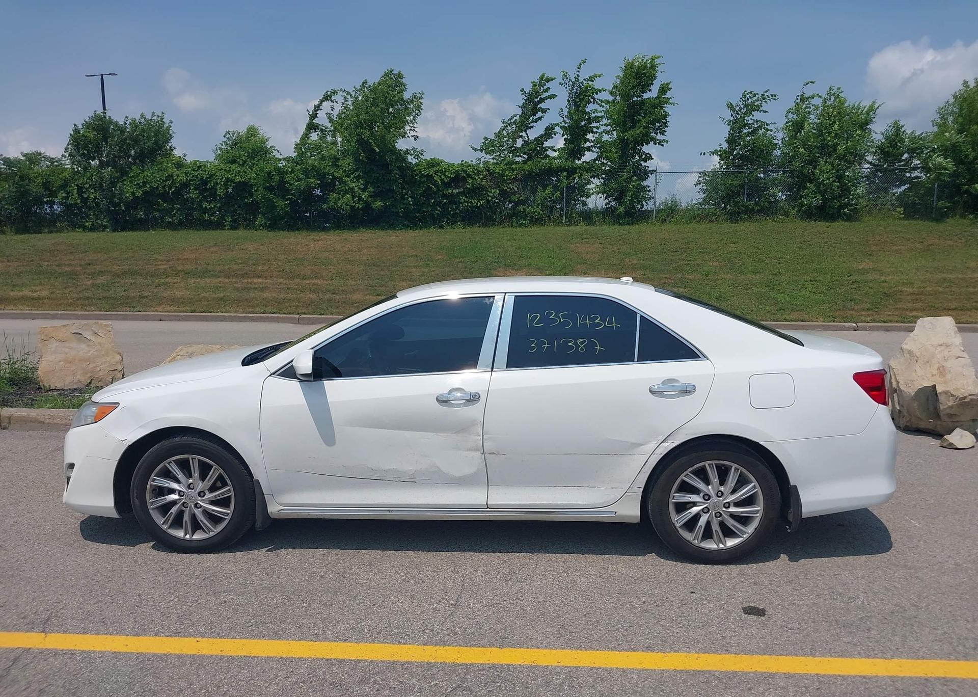 2014 TOYOTA CAMRY
