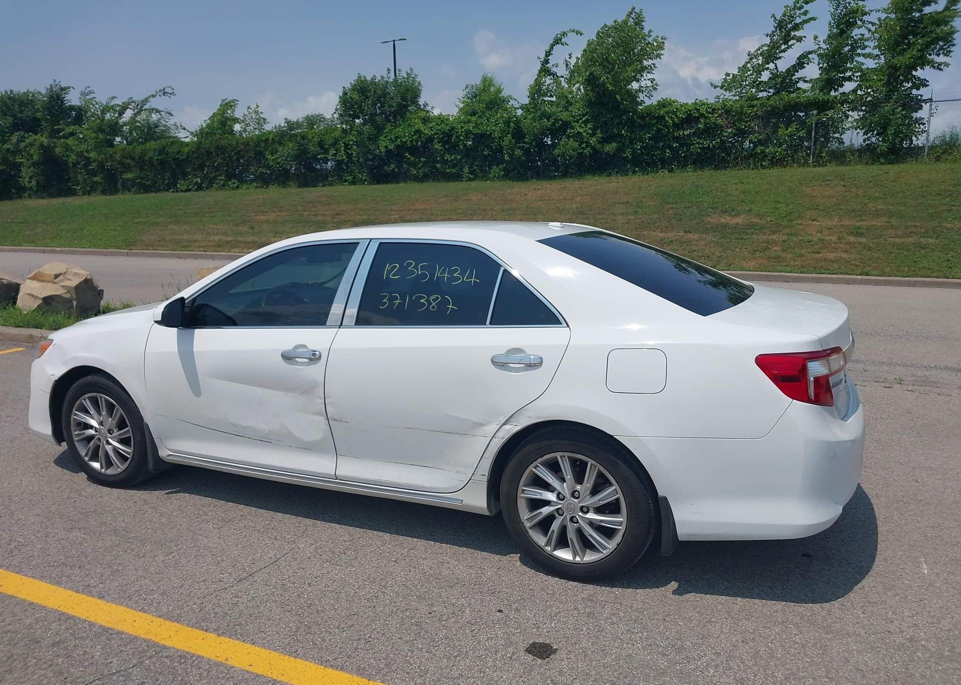 2014 TOYOTA CAMRY