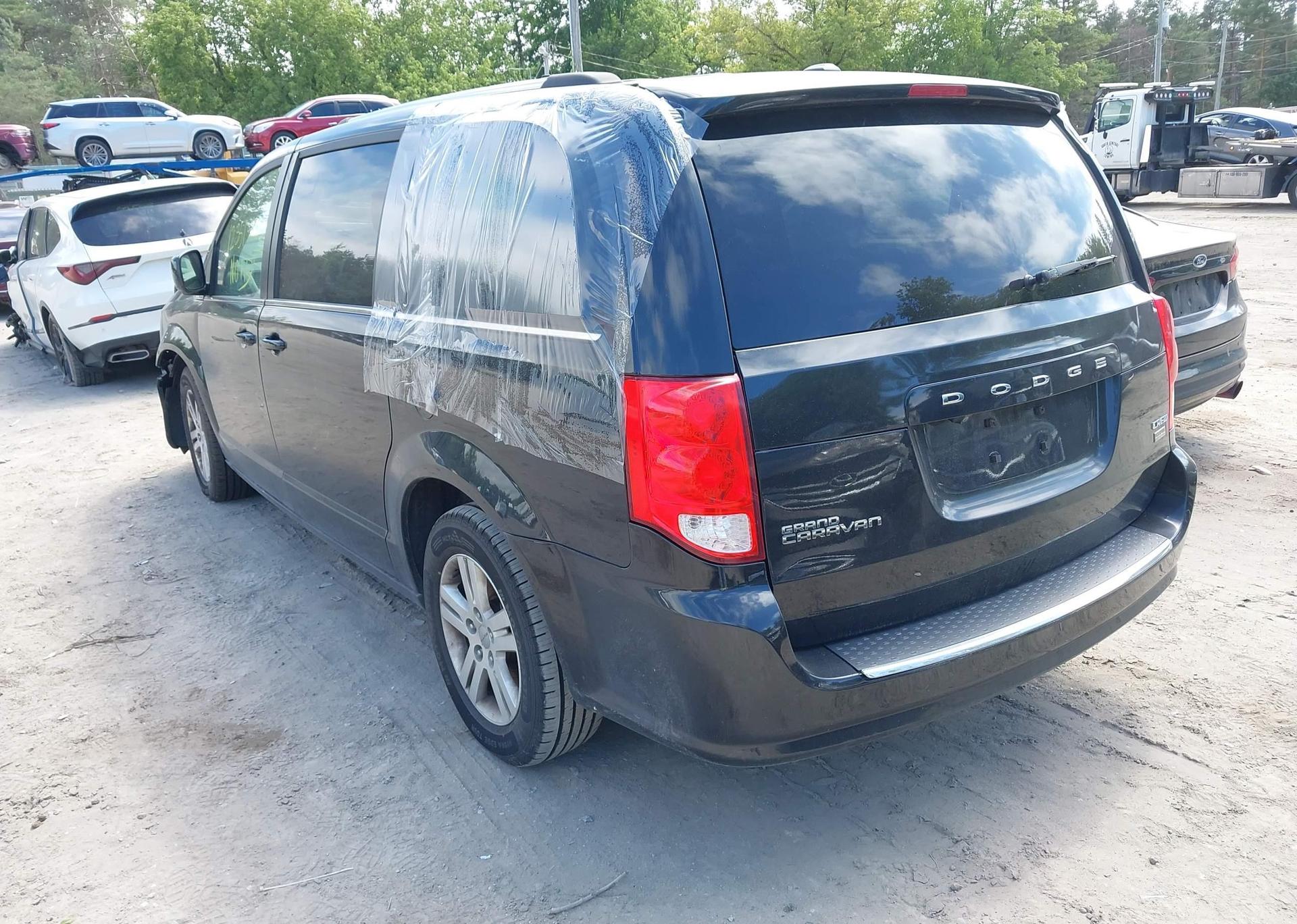 2018 DODGE GRAND CARAVAN CREW