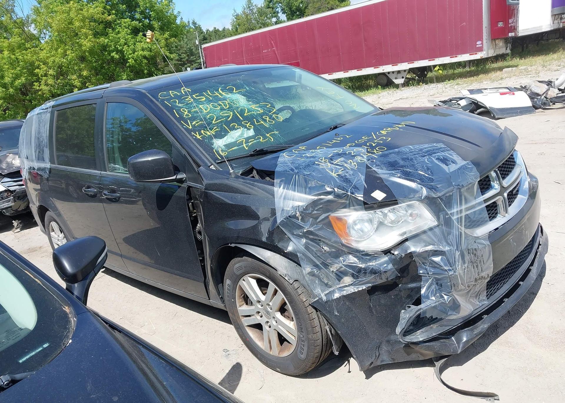 2018 DODGE GRAND CARAVAN CREW