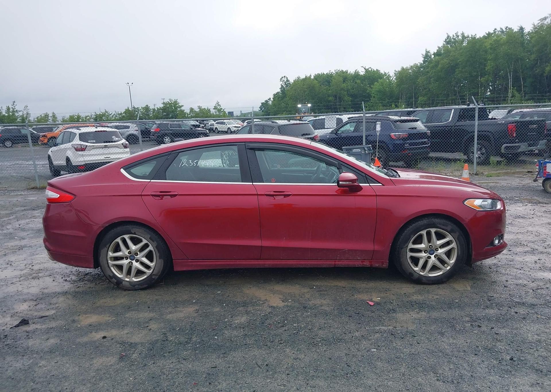 2015 FORD FUSION SE