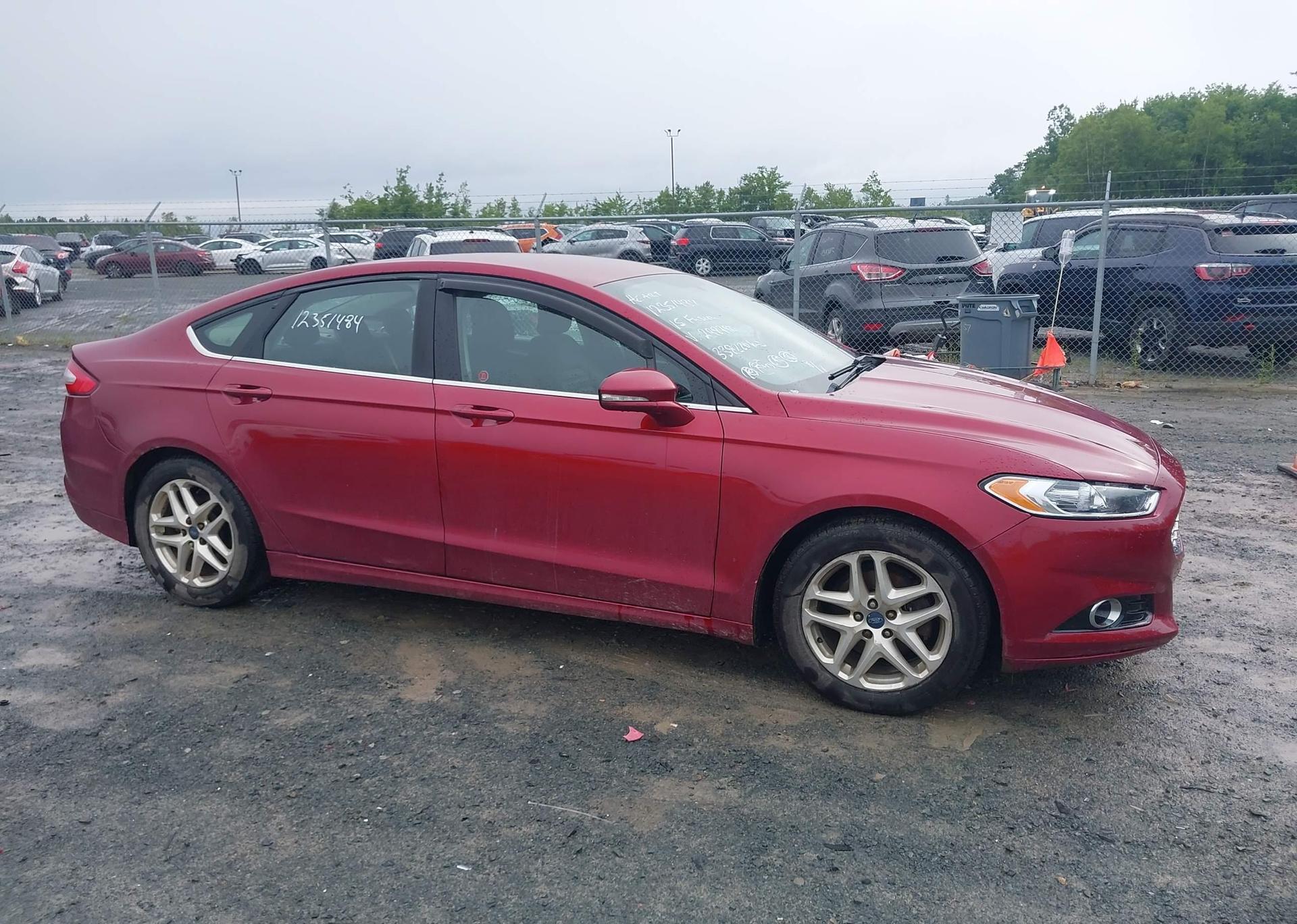 2015 FORD FUSION SE