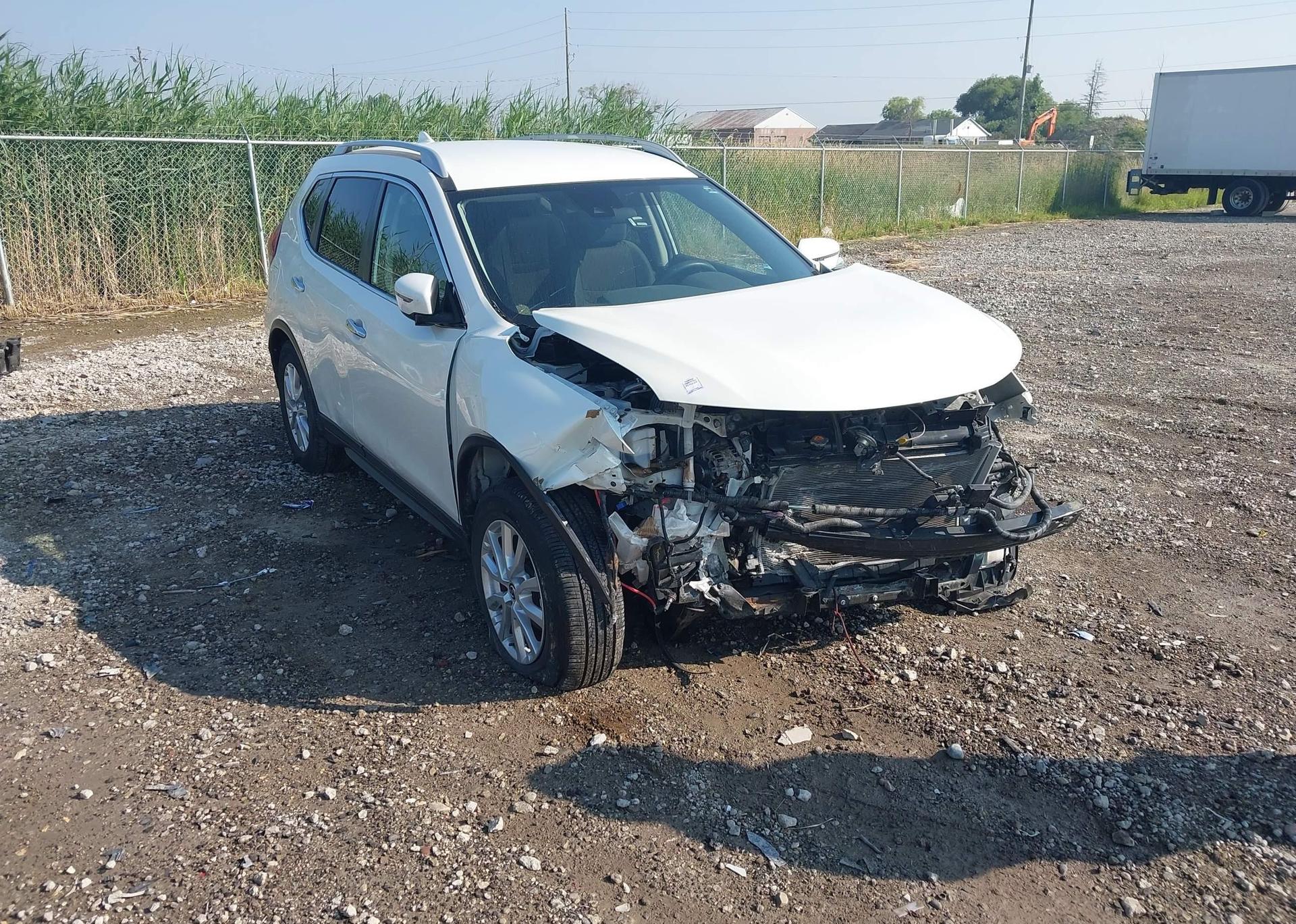 2019 NISSAN ROGUE S