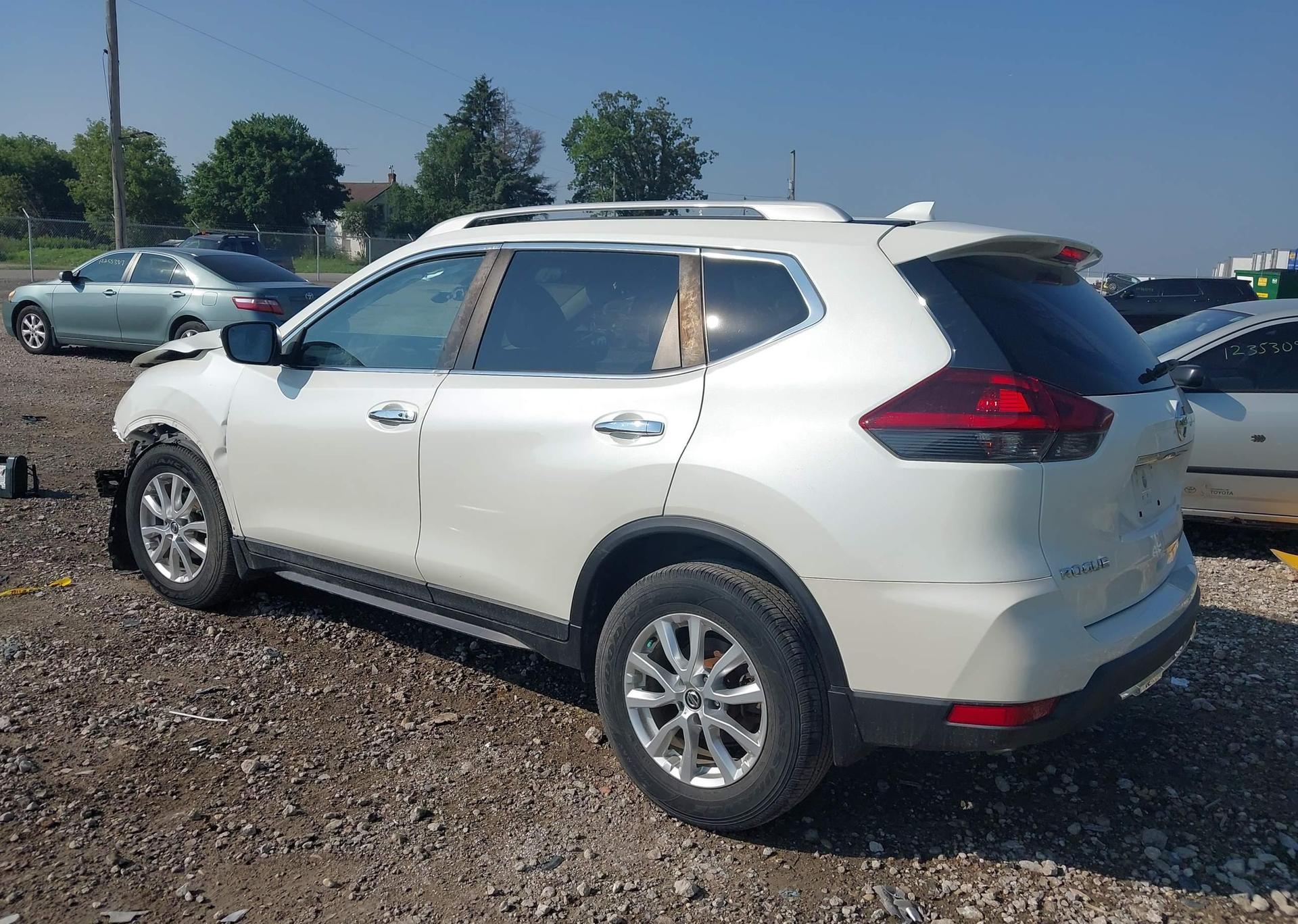 2019 NISSAN ROGUE S