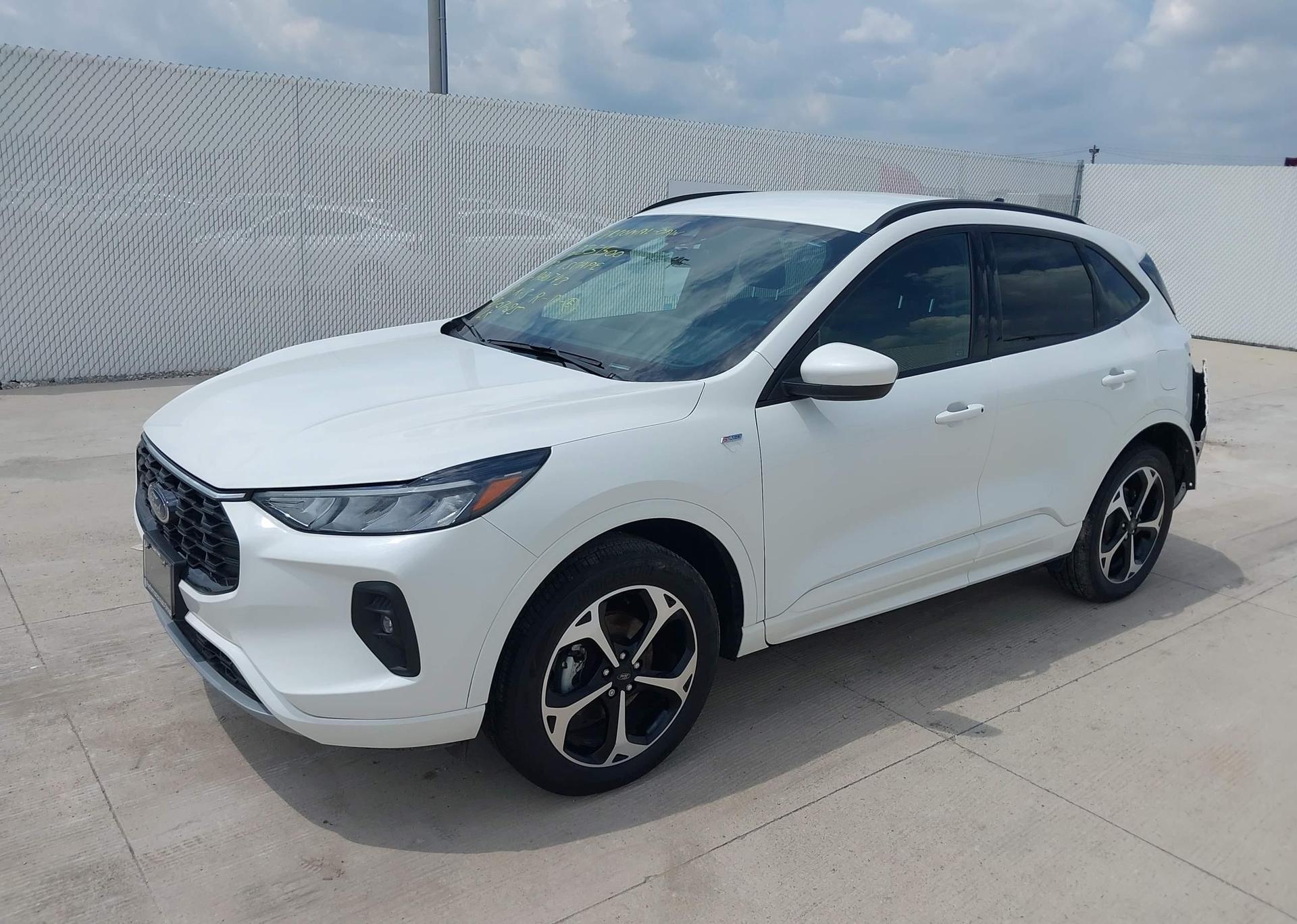 2023 FORD ESCAPE ST-LINE SELECT