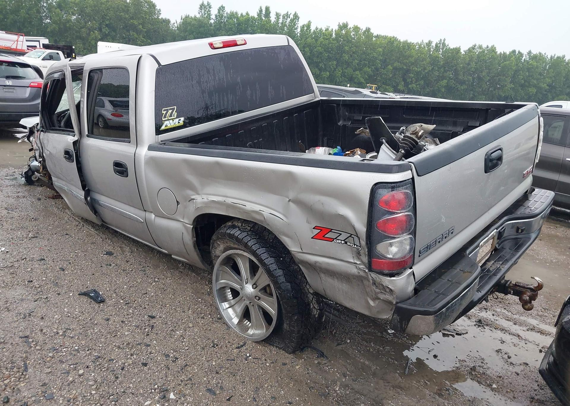 2006 GMC SIERRA 1500 SLE