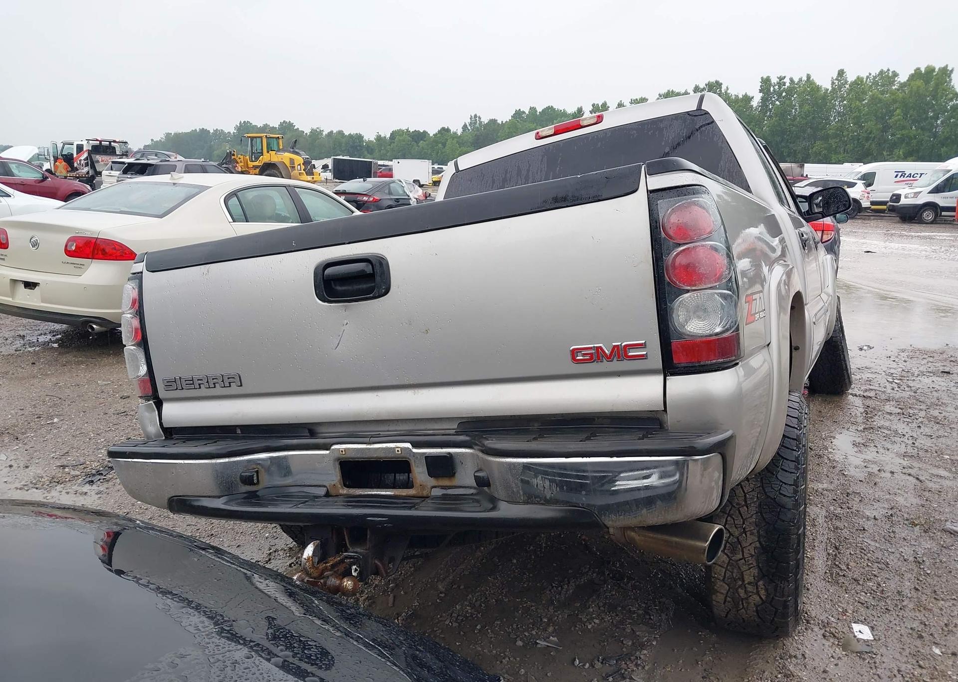 2006 GMC SIERRA 1500 SLE