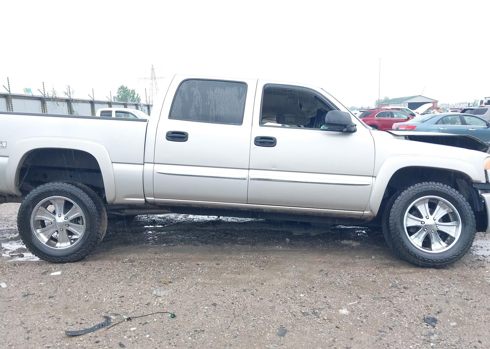 2006 GMC SIERRA 1500 SLE