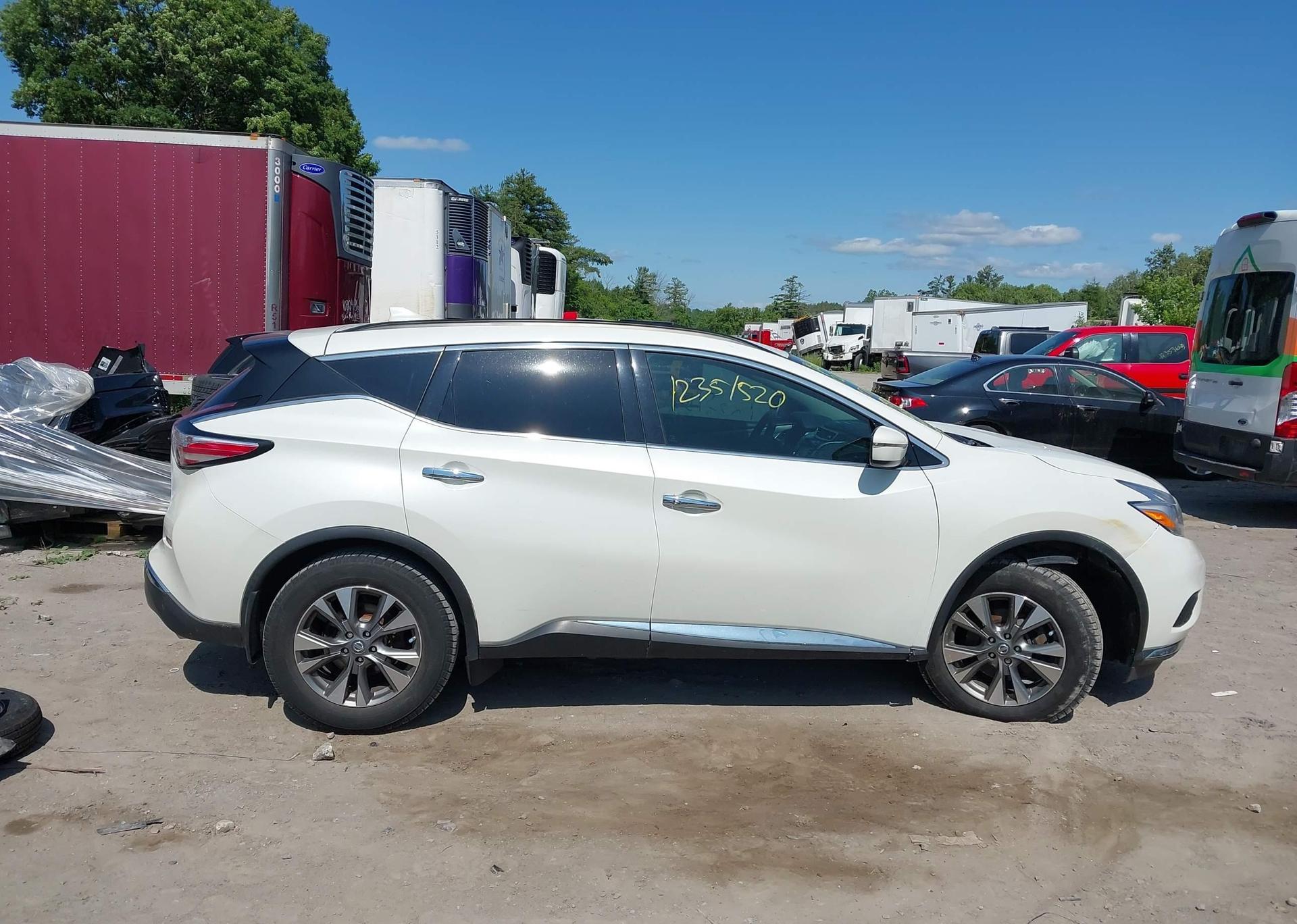 2017 NISSAN MURANO