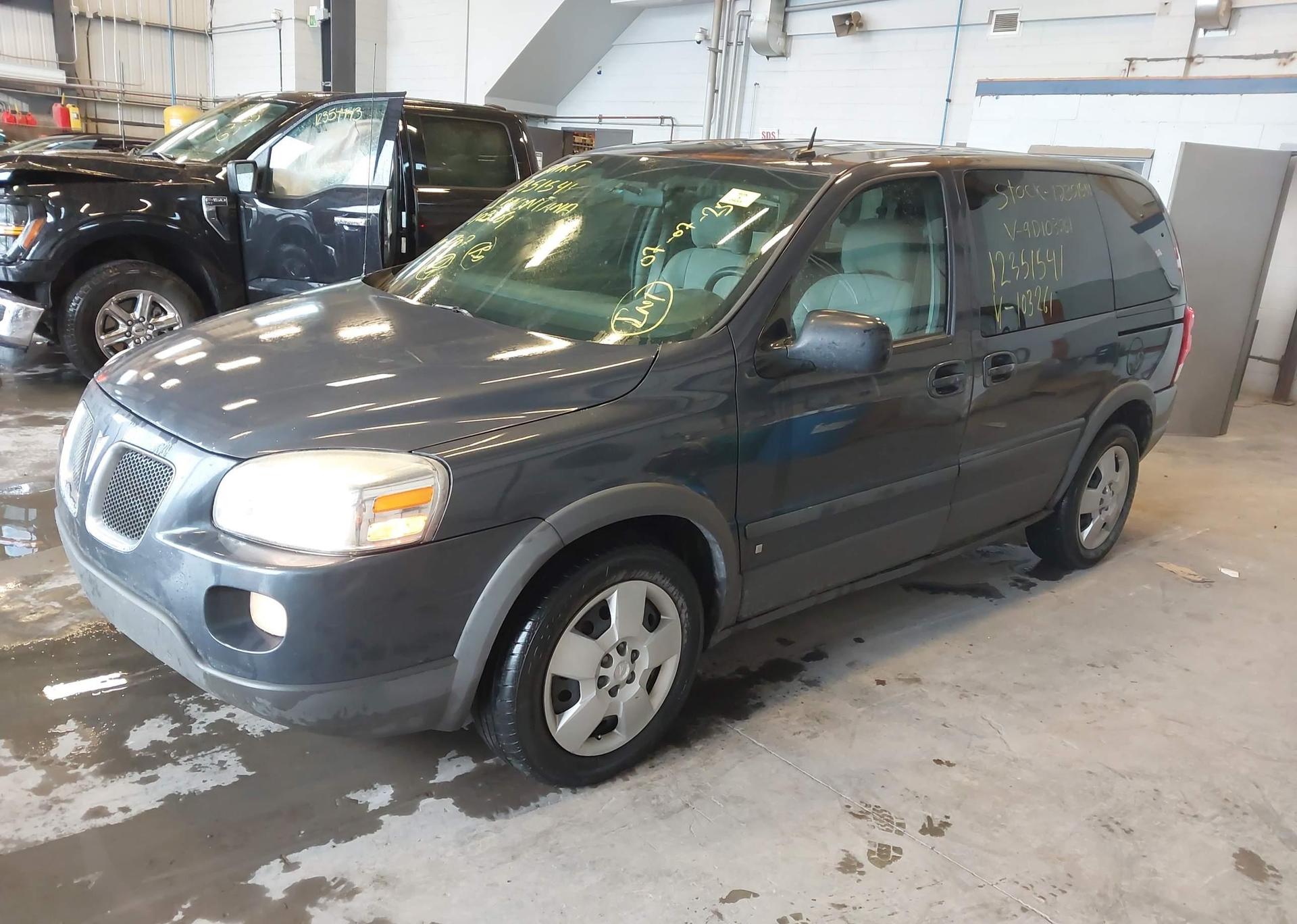 2009 PONTIAC MONTANA SV6