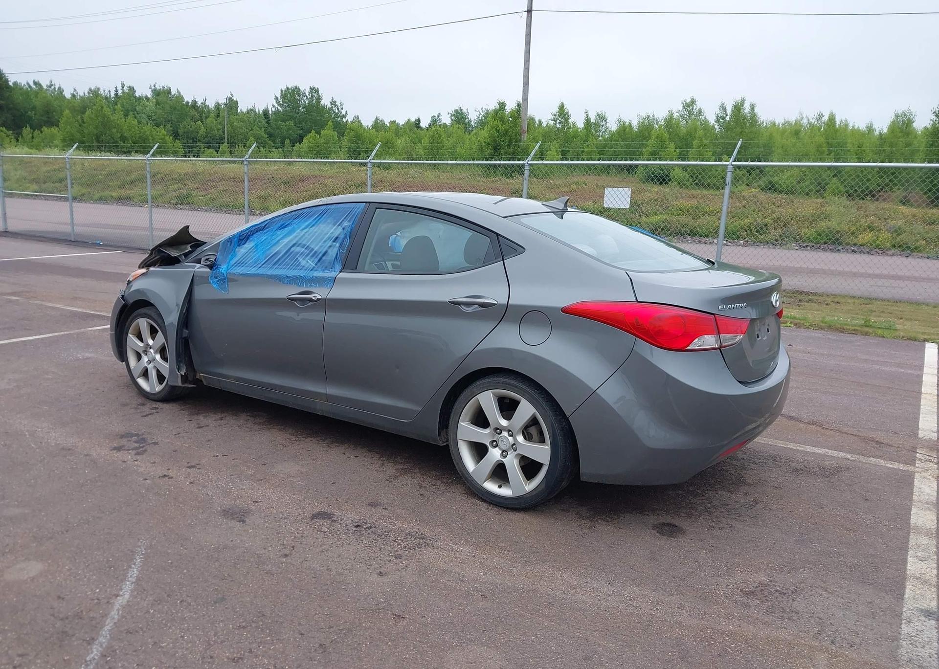 2012 HYUNDAI ELANTRA GLS