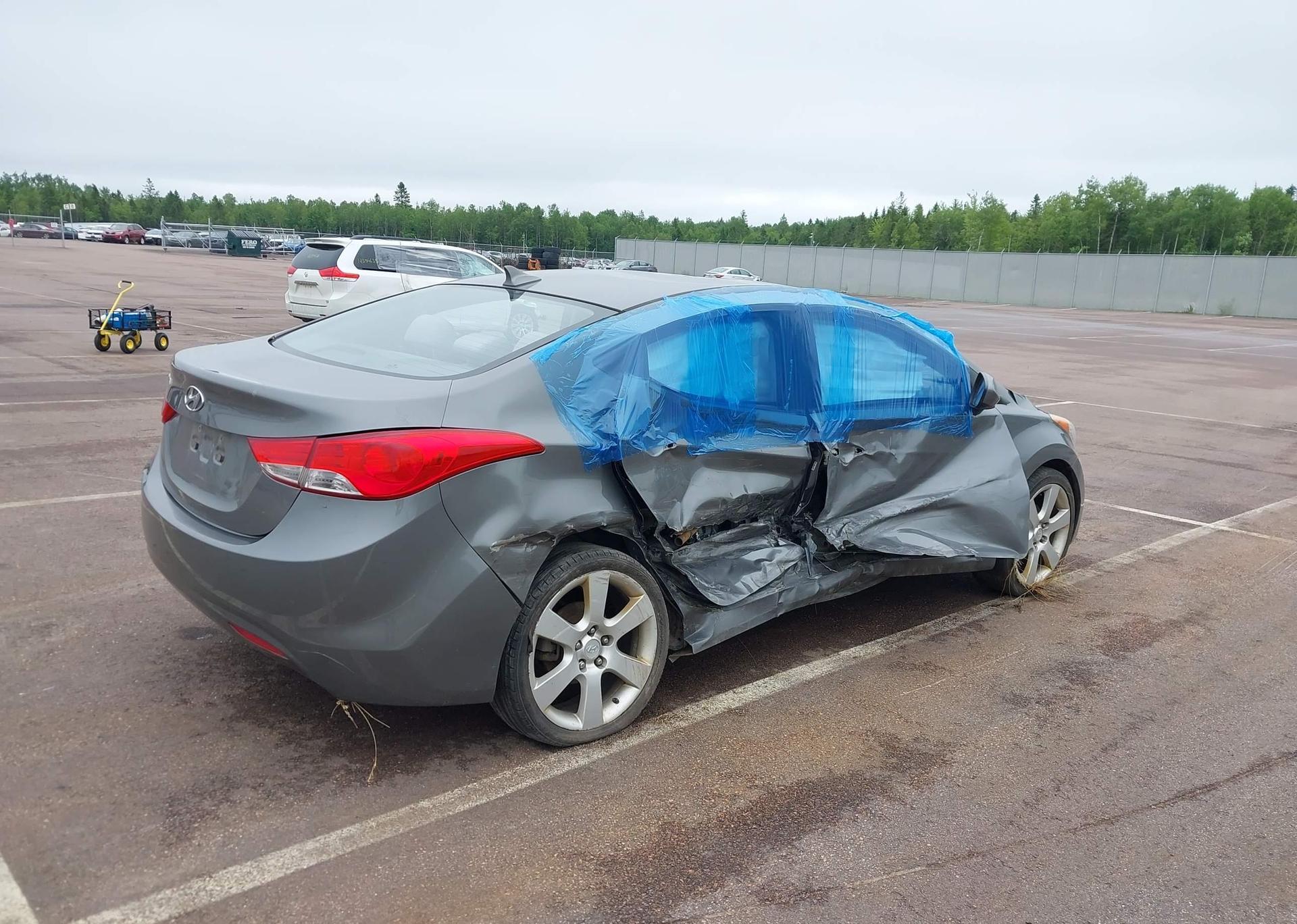 2012 HYUNDAI ELANTRA GLS