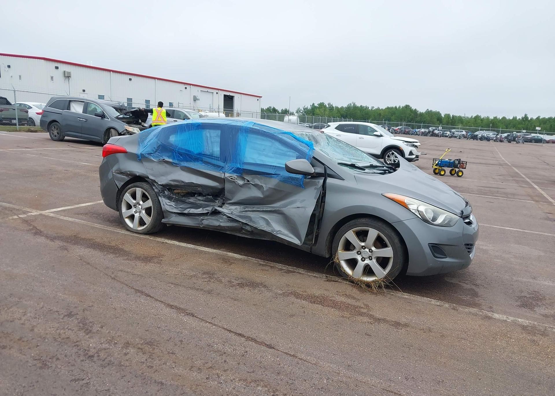 2012 HYUNDAI ELANTRA GLS