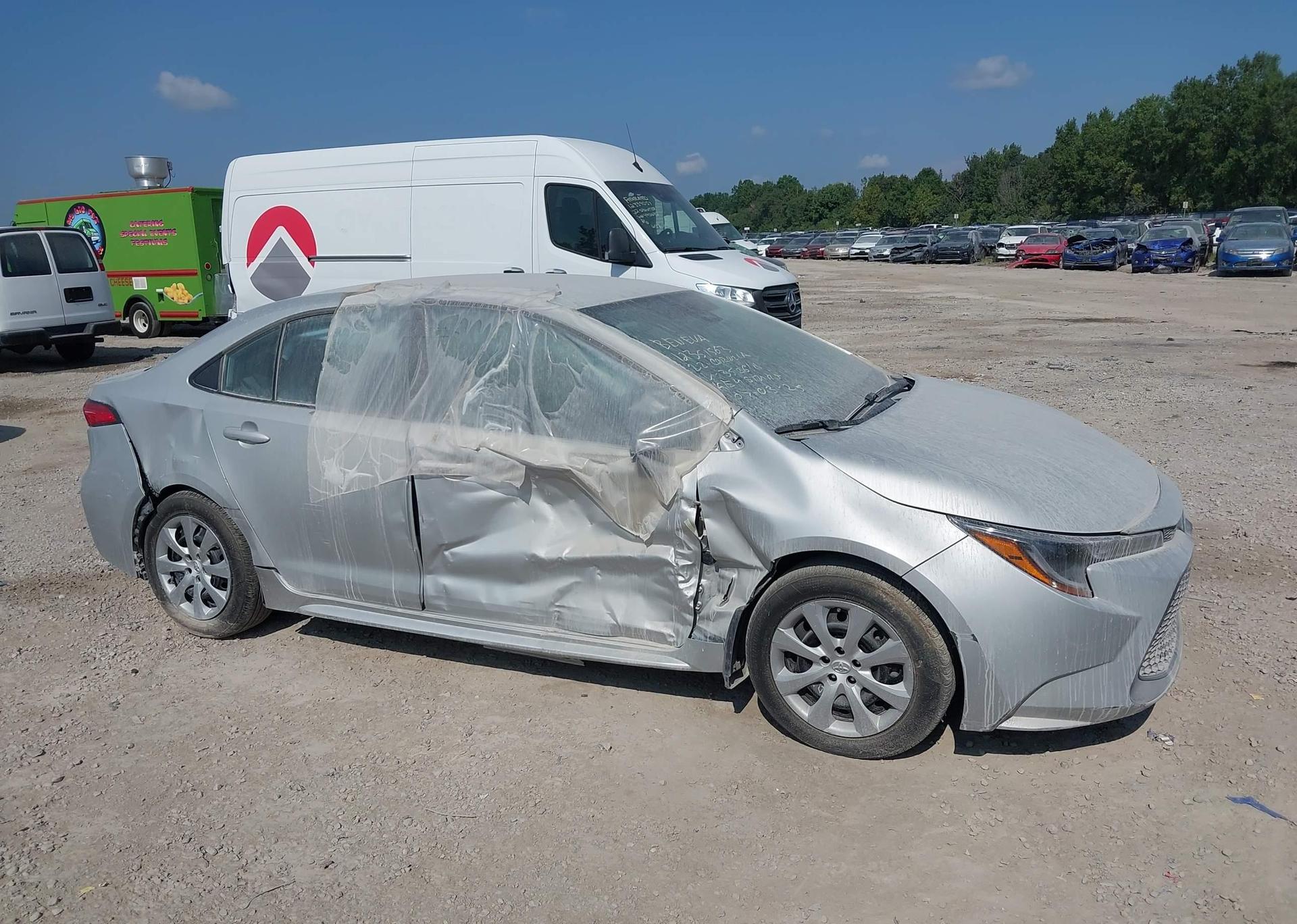 2022 TOYOTA COROLLA LE