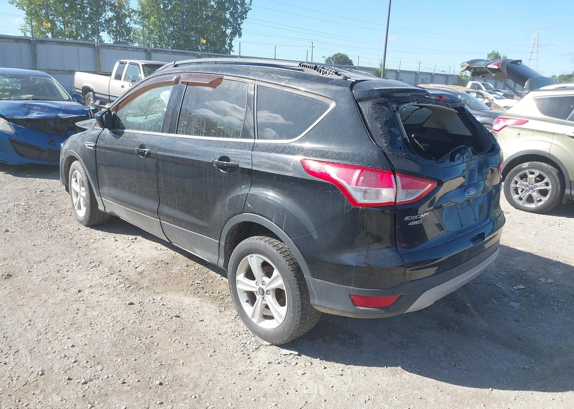 2016 FORD ESCAPE SE